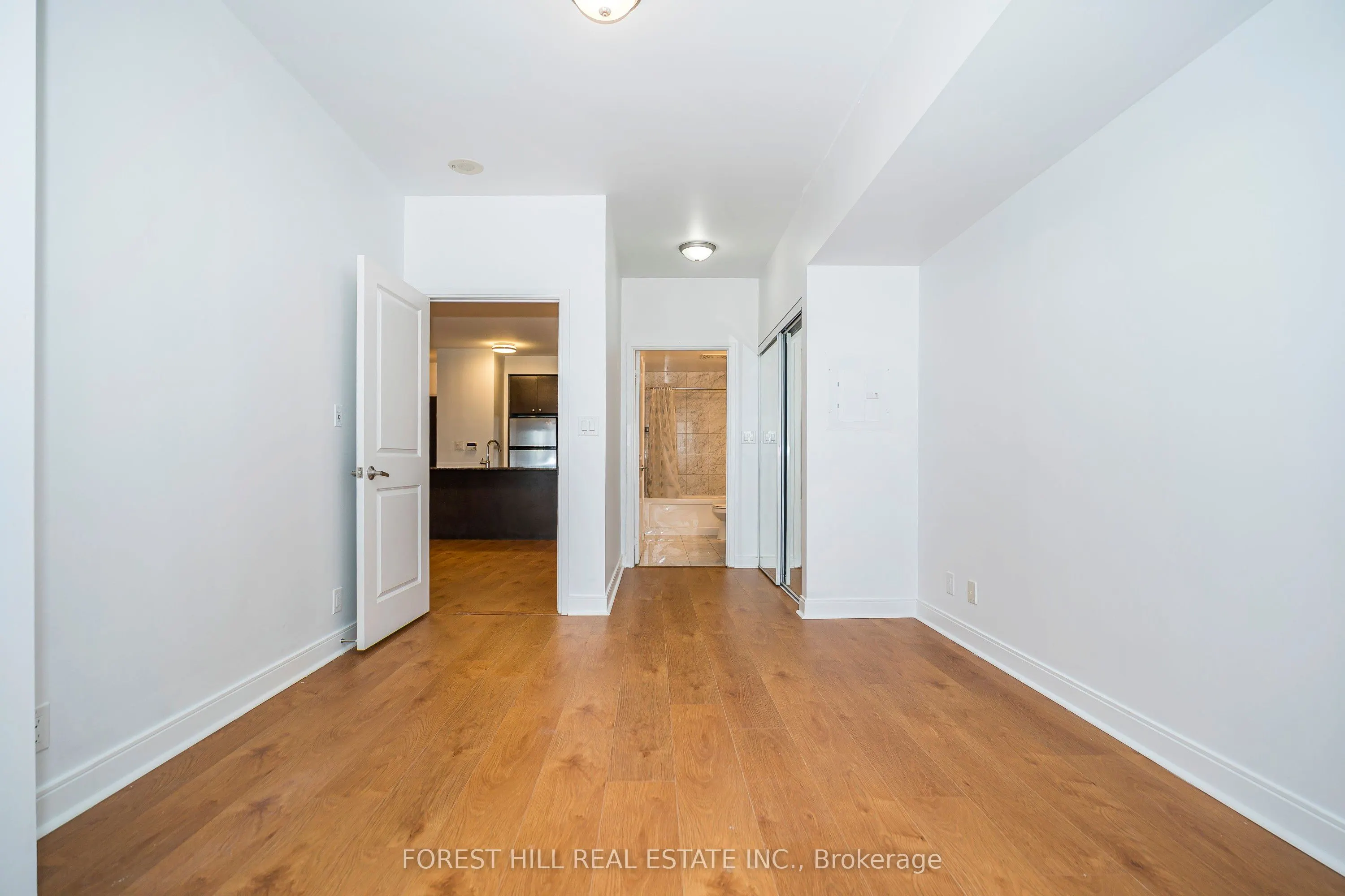 60 Absolute Avenue, #2207