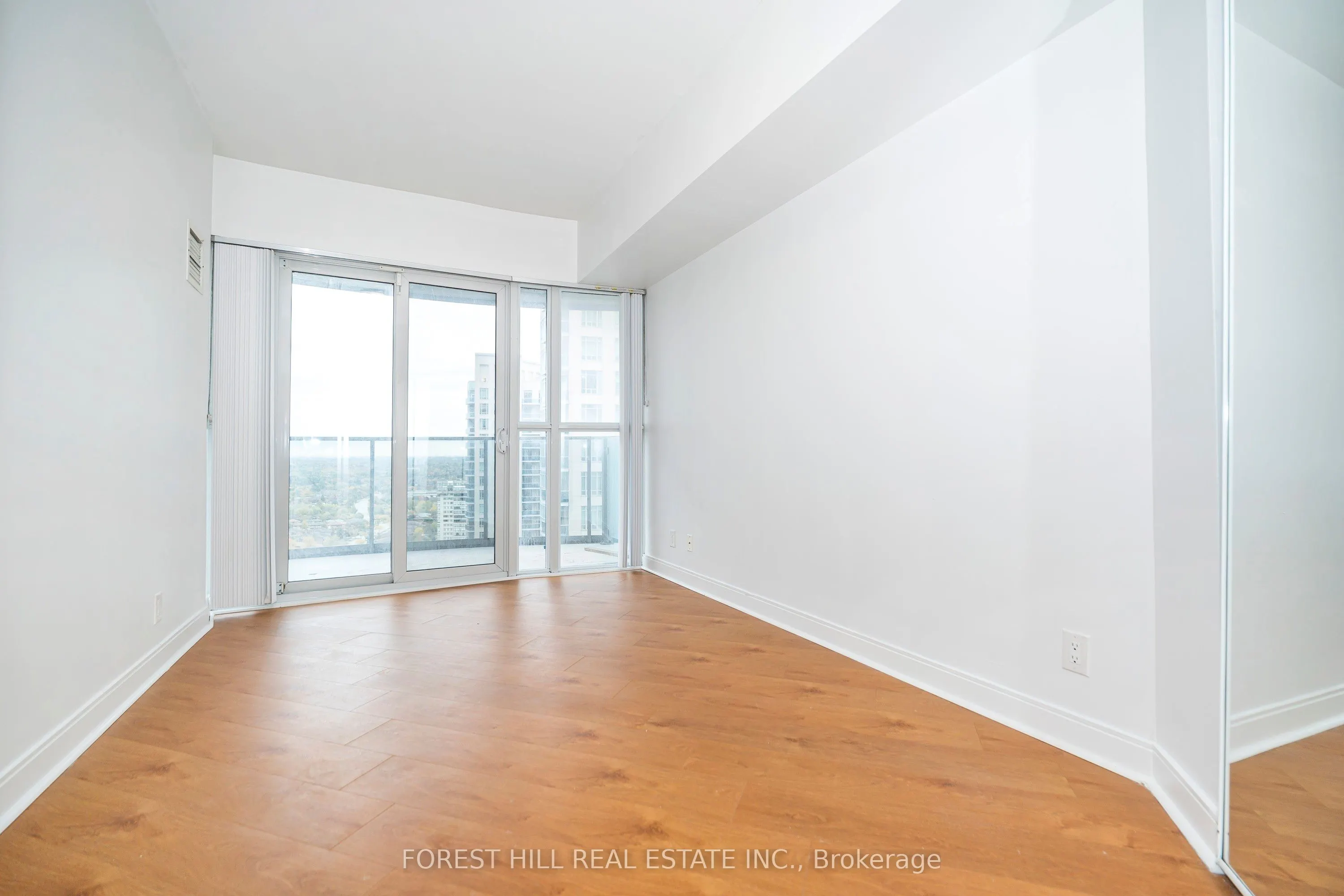 60 Absolute Avenue, #2207