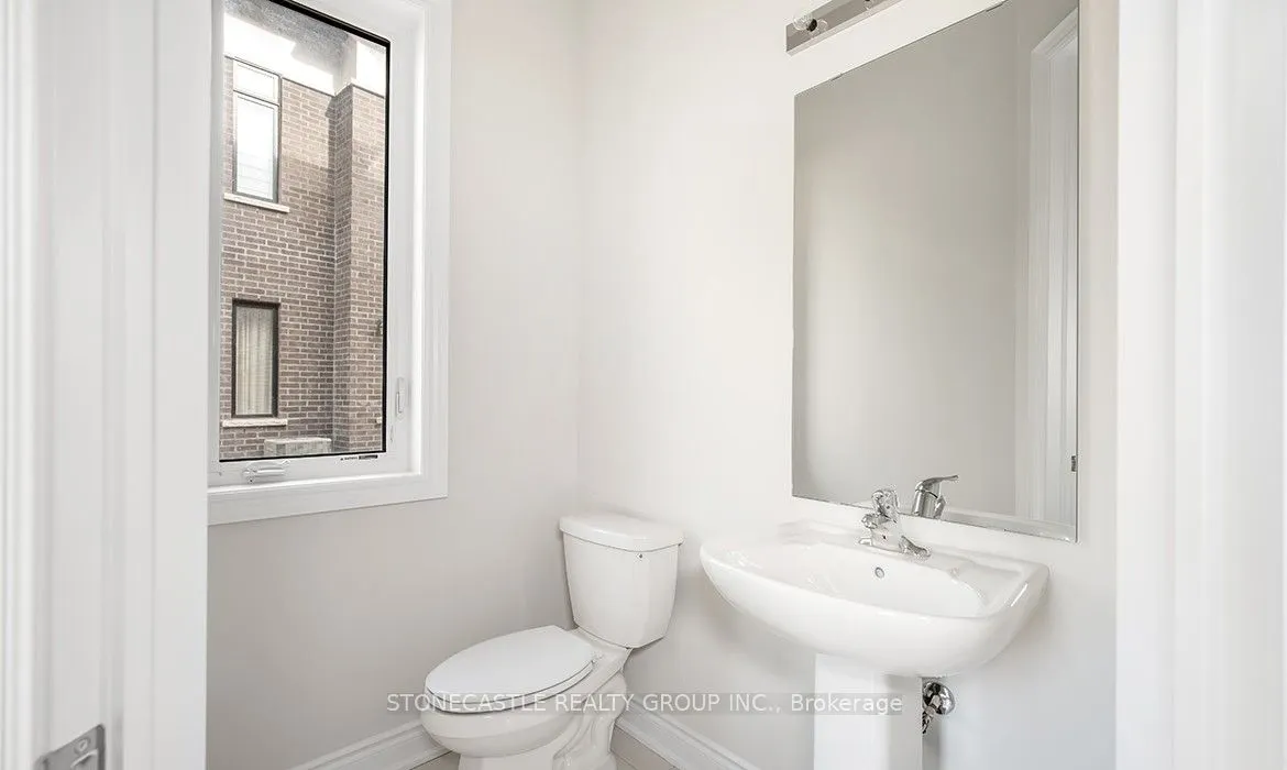 1388 Courtleigh Trail