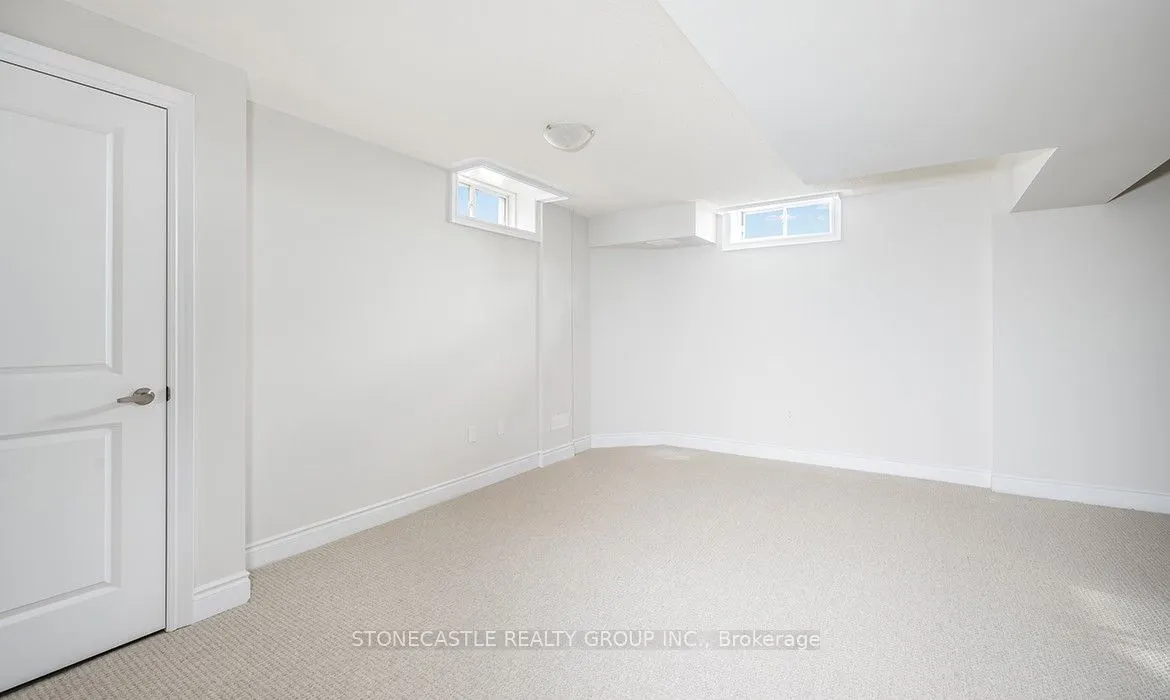 1388 Courtleigh Trail