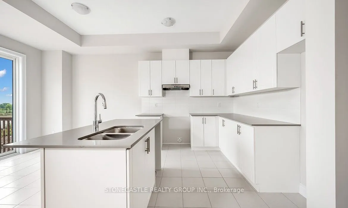 1388 Courtleigh Trail