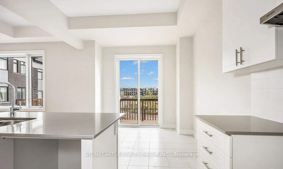 1388 Courtleigh Trail