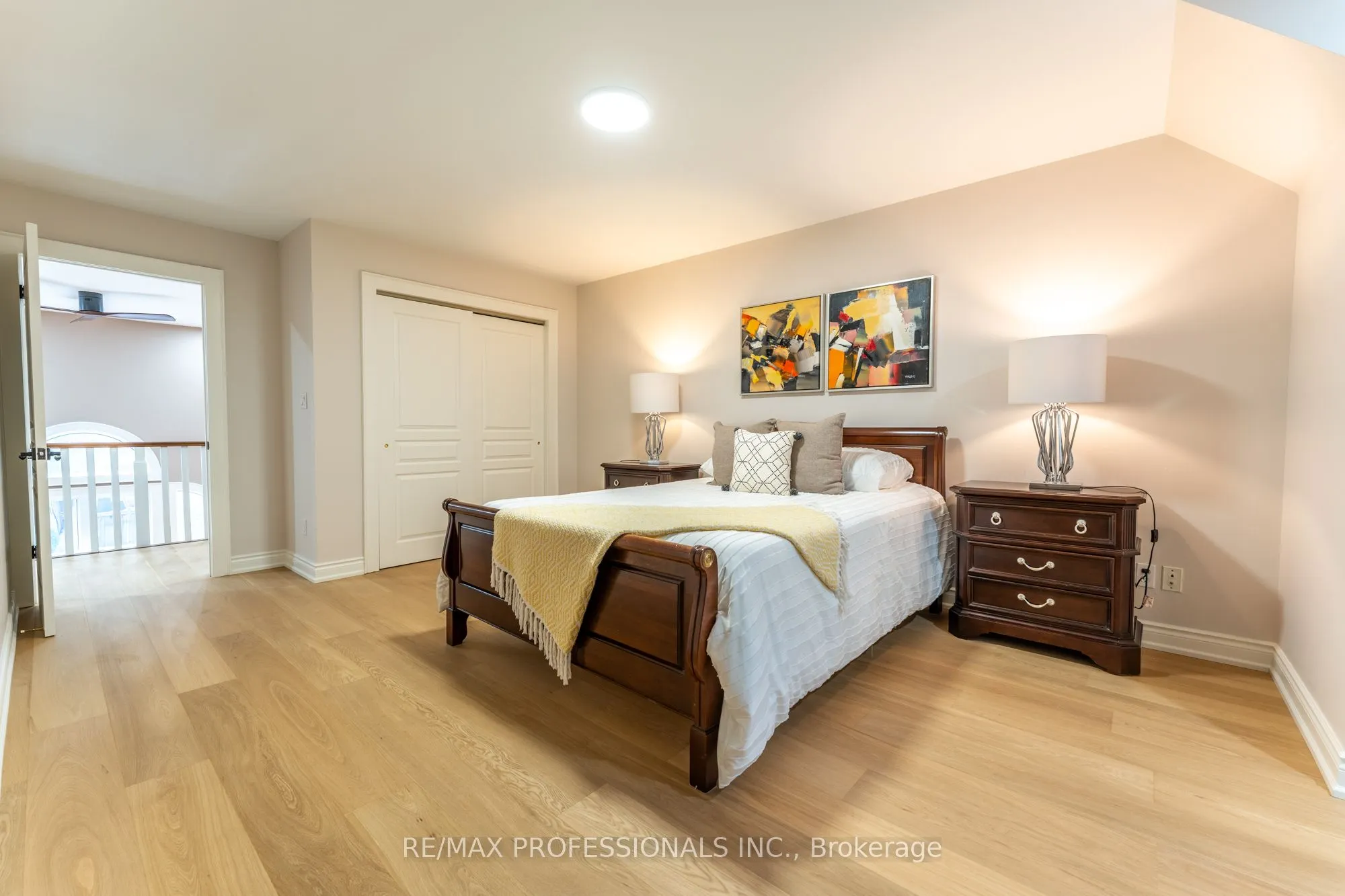 354 Country Club Crescent