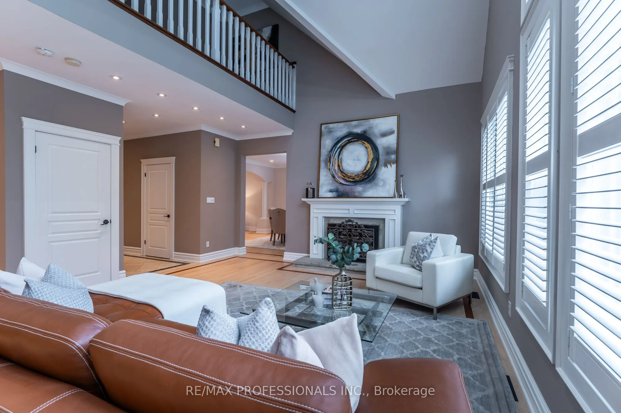 354 Country Club Crescent