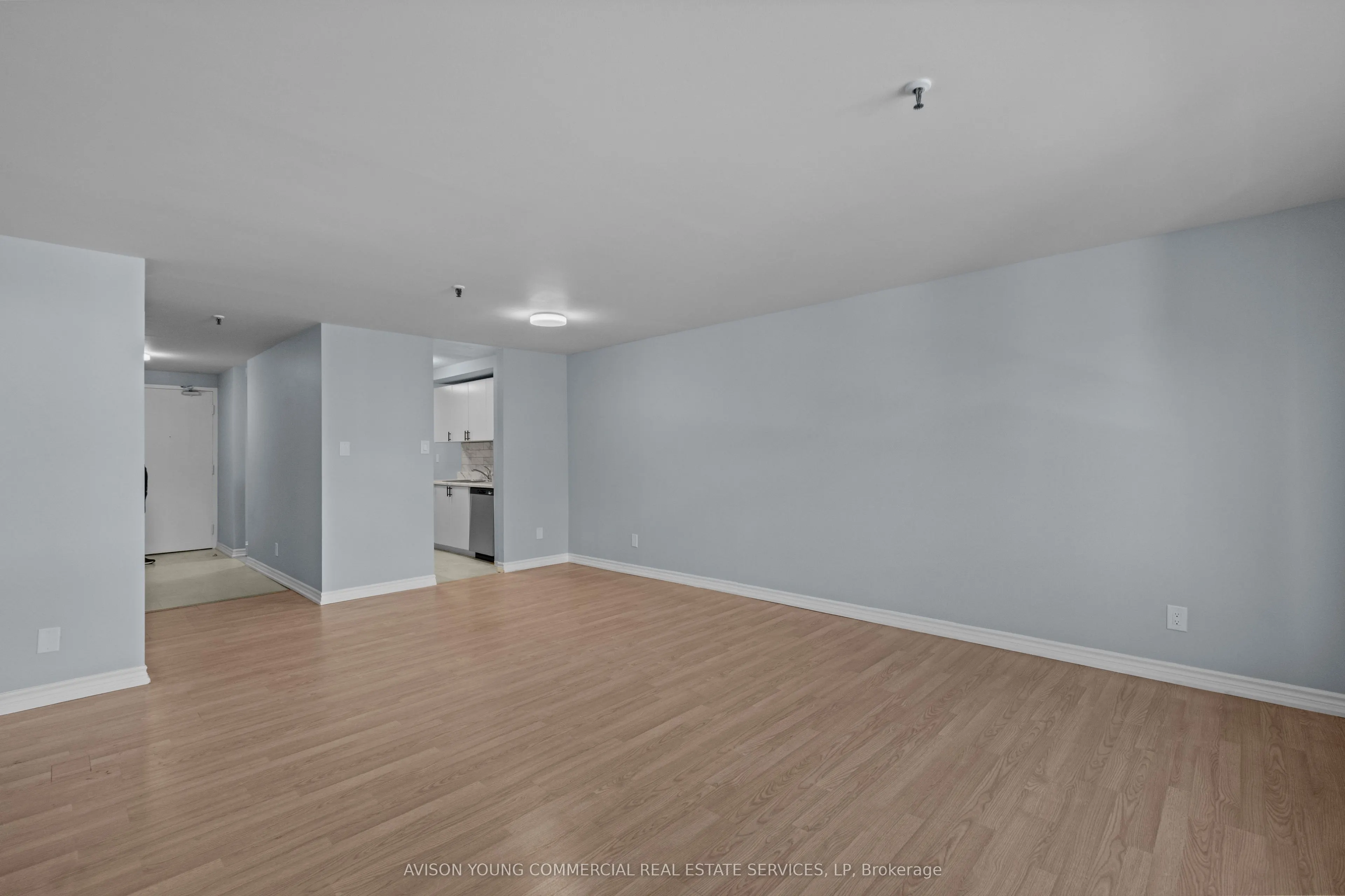 1473 Queen Street W