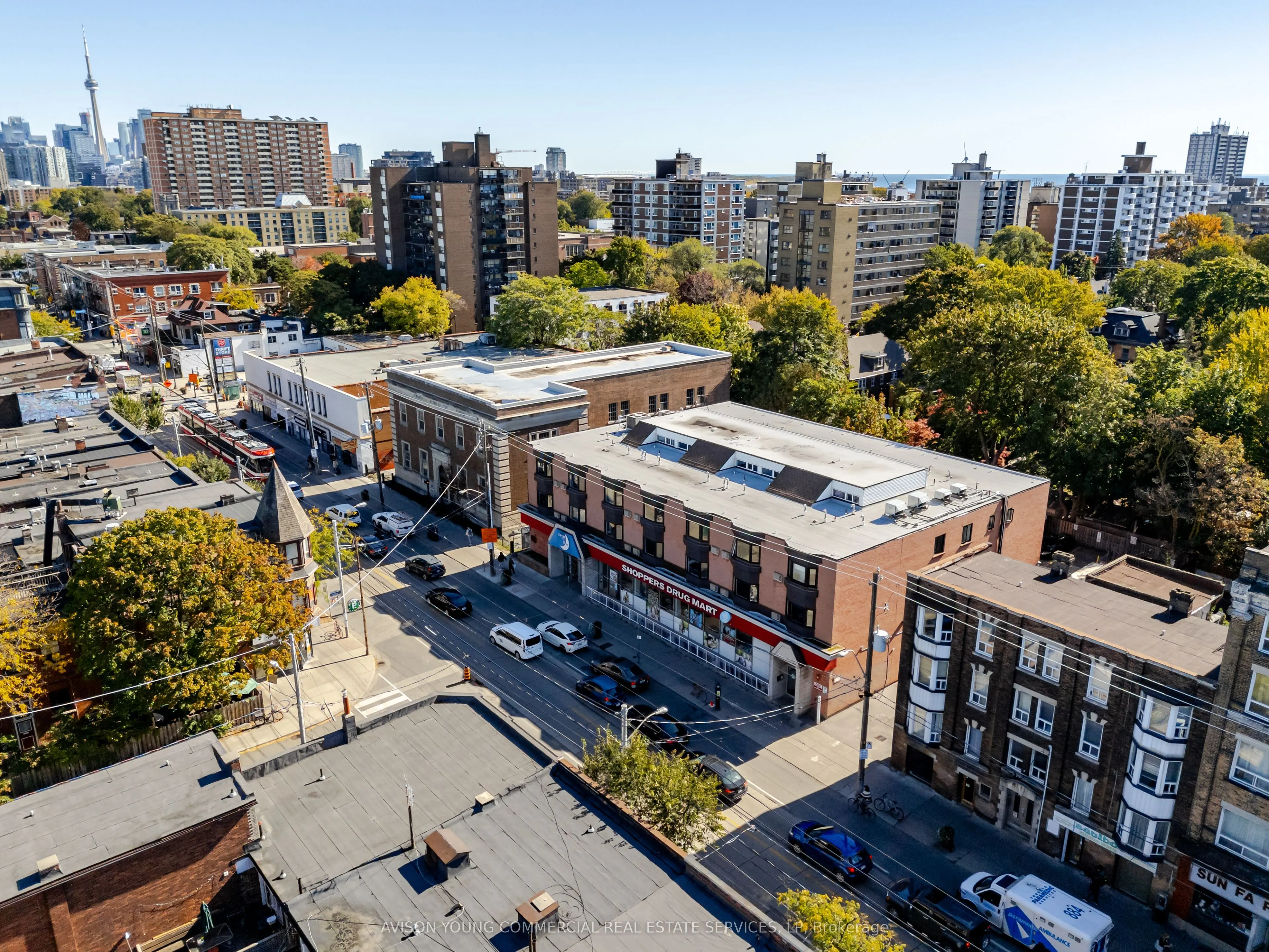 1473 Queen Street W