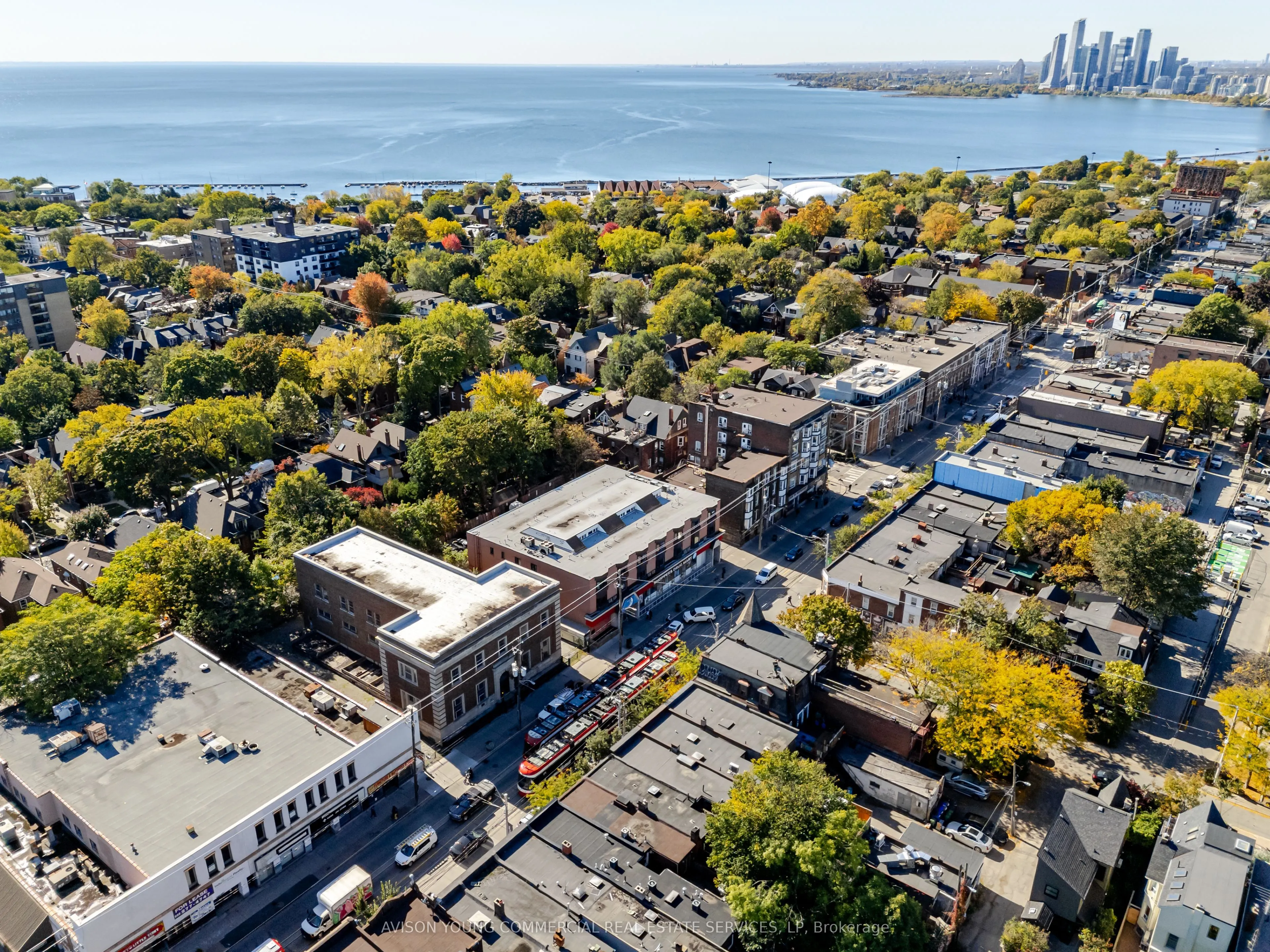 1473 Queen Street W