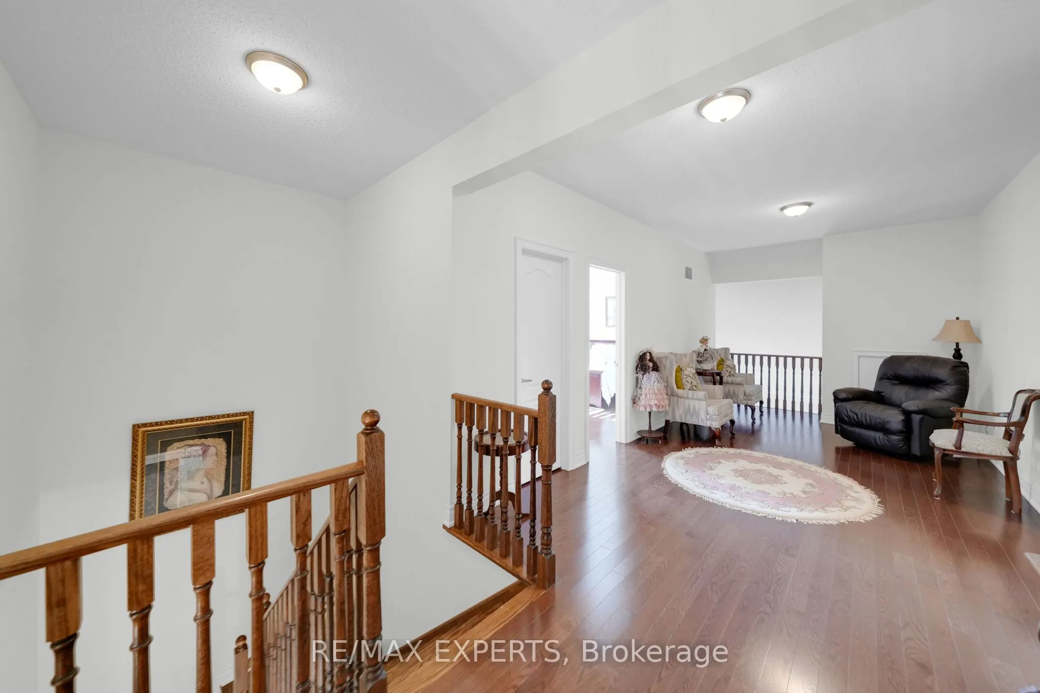 10 Falkland Road