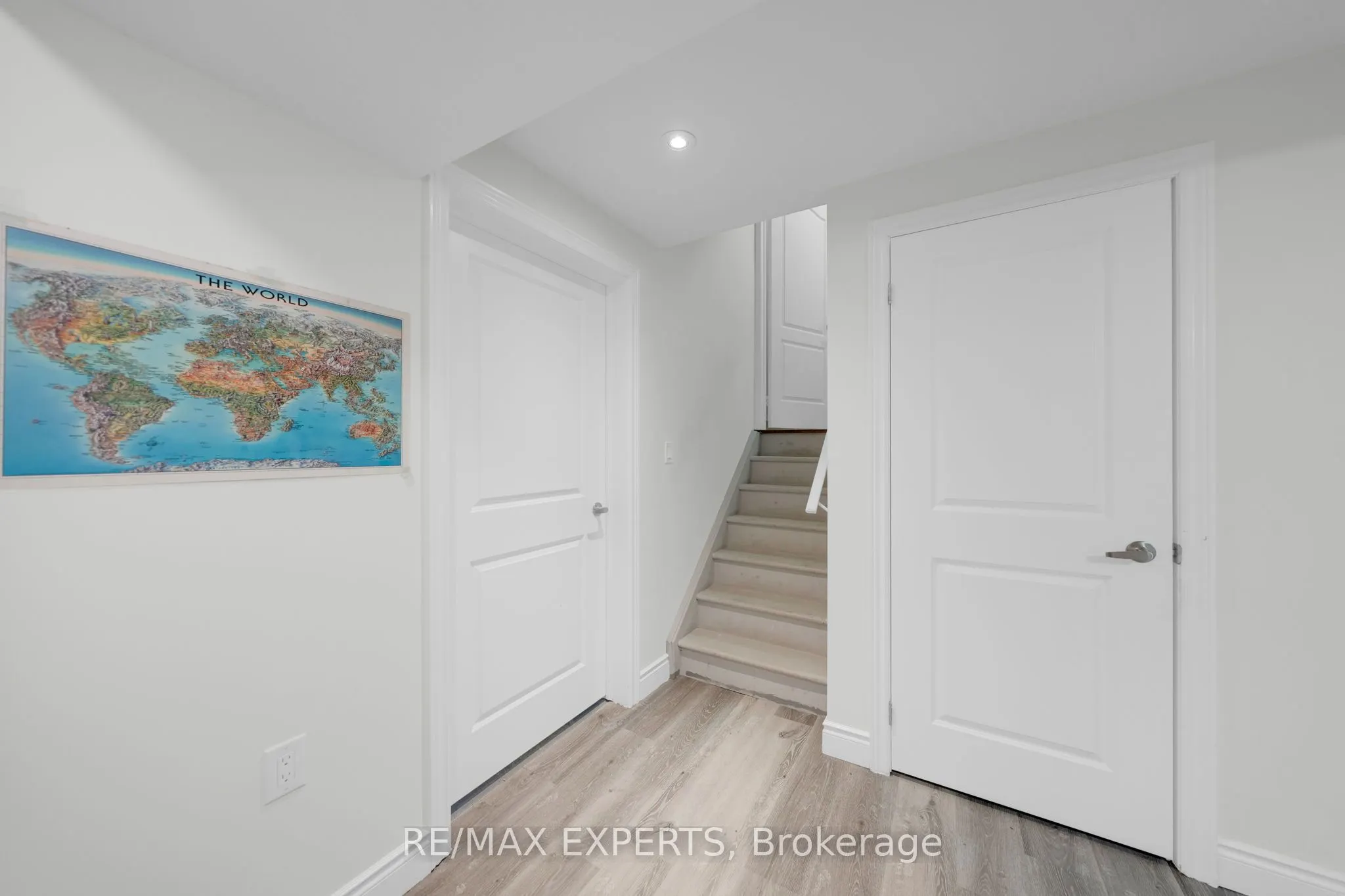 10 Falkland Road
