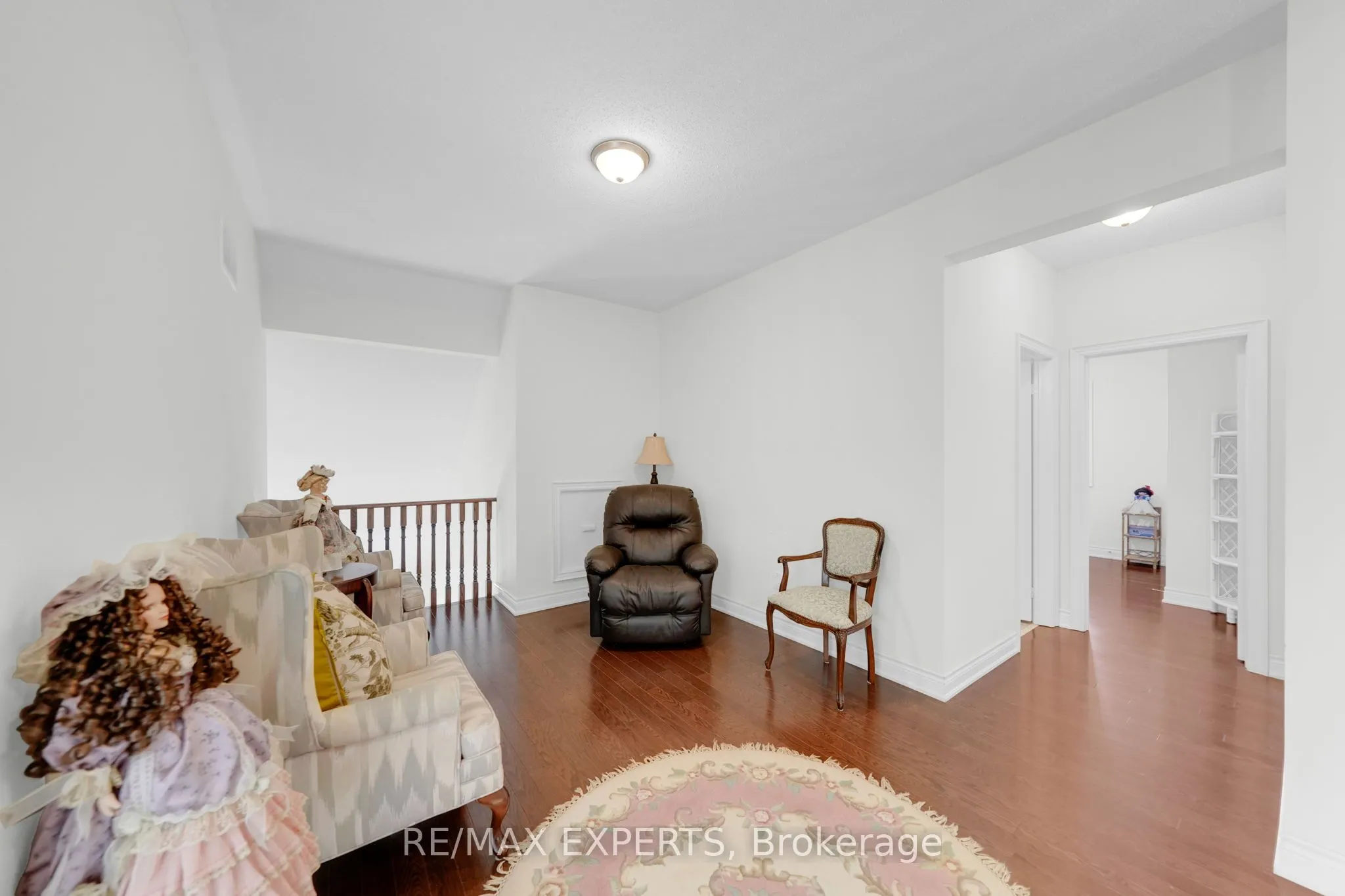 10 Falkland Road