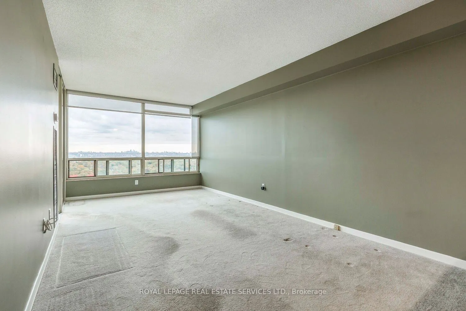 1300 Islington Ave Crescent, #2805