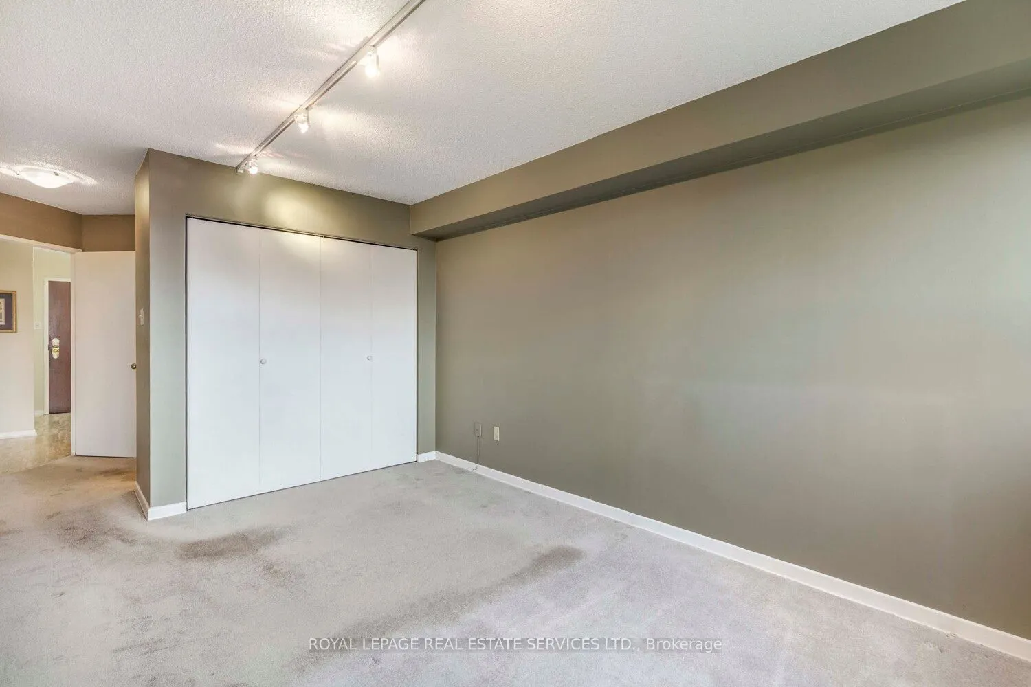 1300 Islington Ave Crescent, #2805