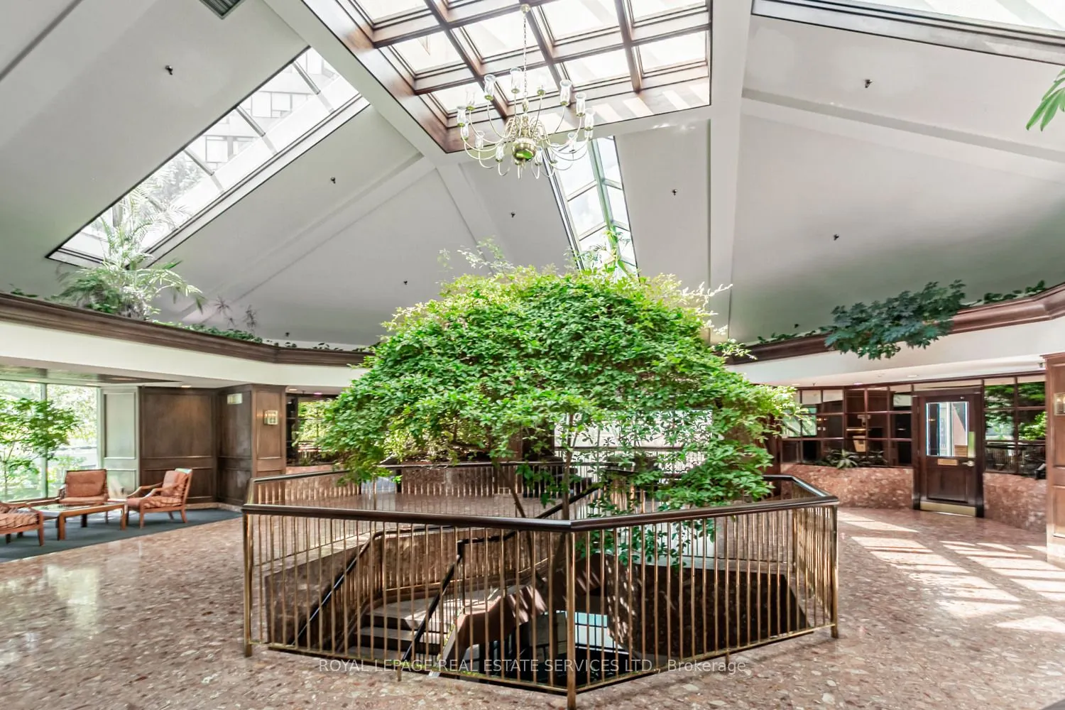 1300 Islington Avenue, #2805