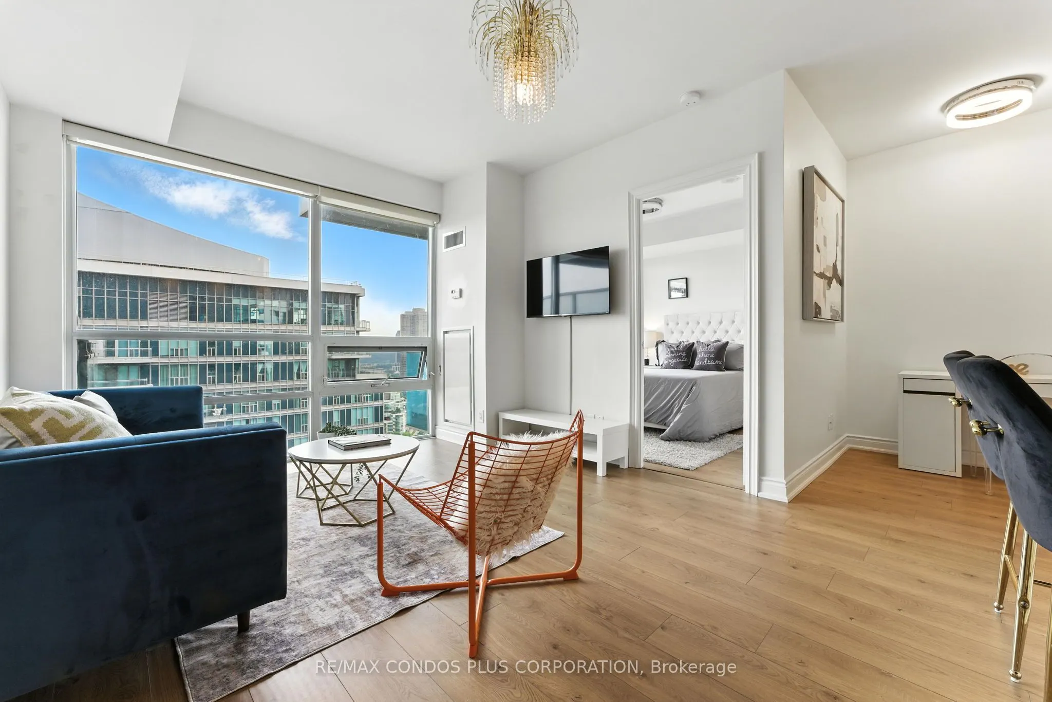 16 Brookers Lane S, #2406