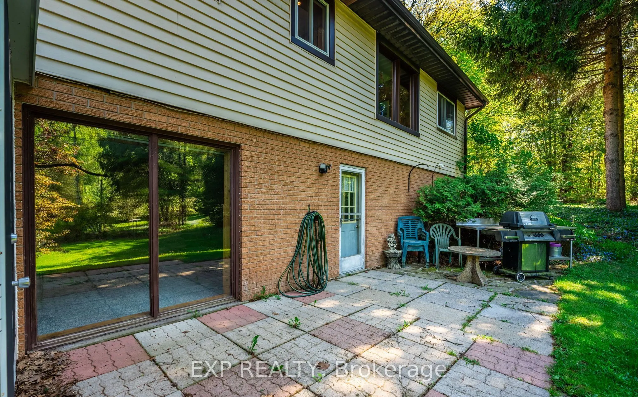 1215 Derry Road