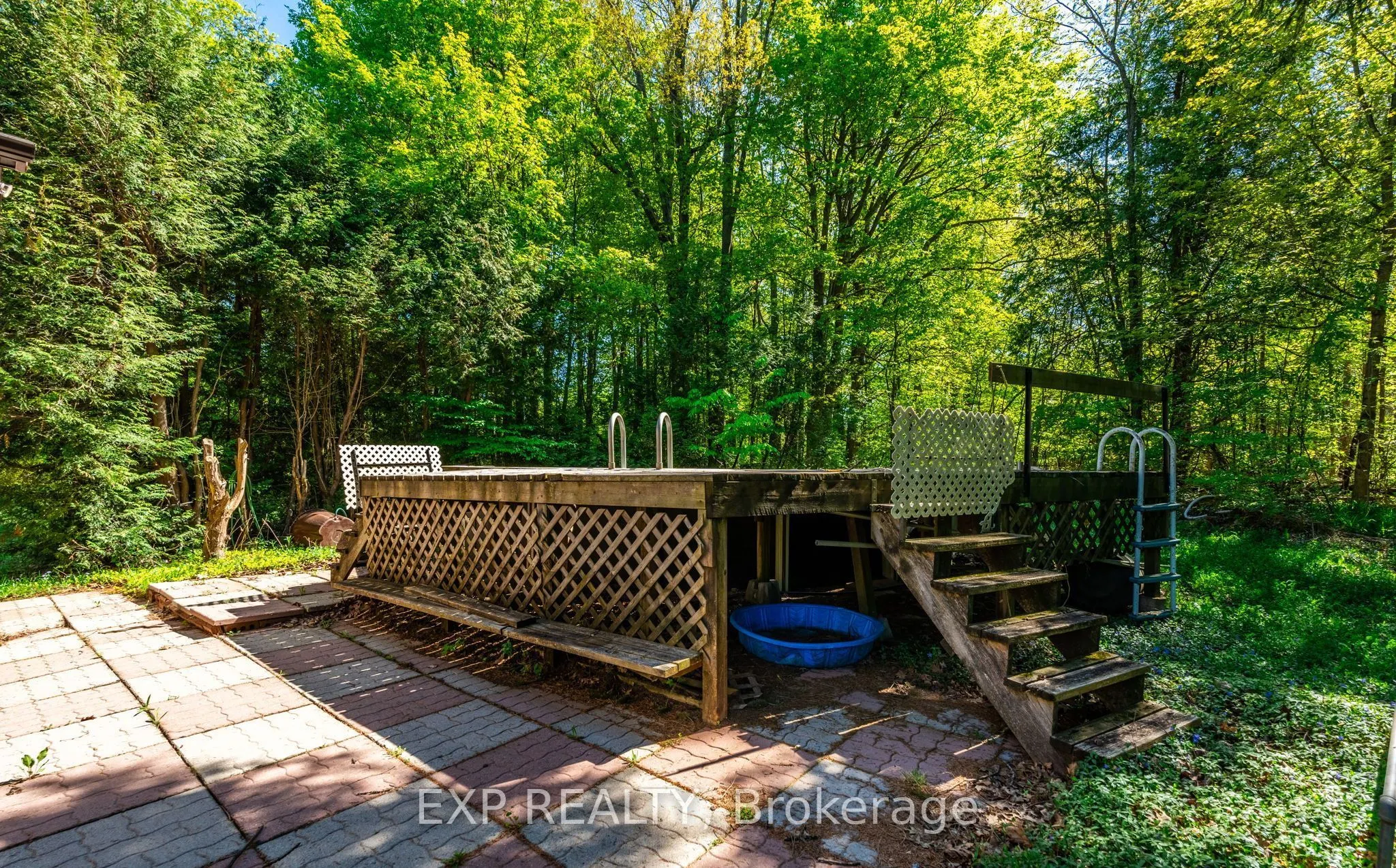 1215 Derry Road