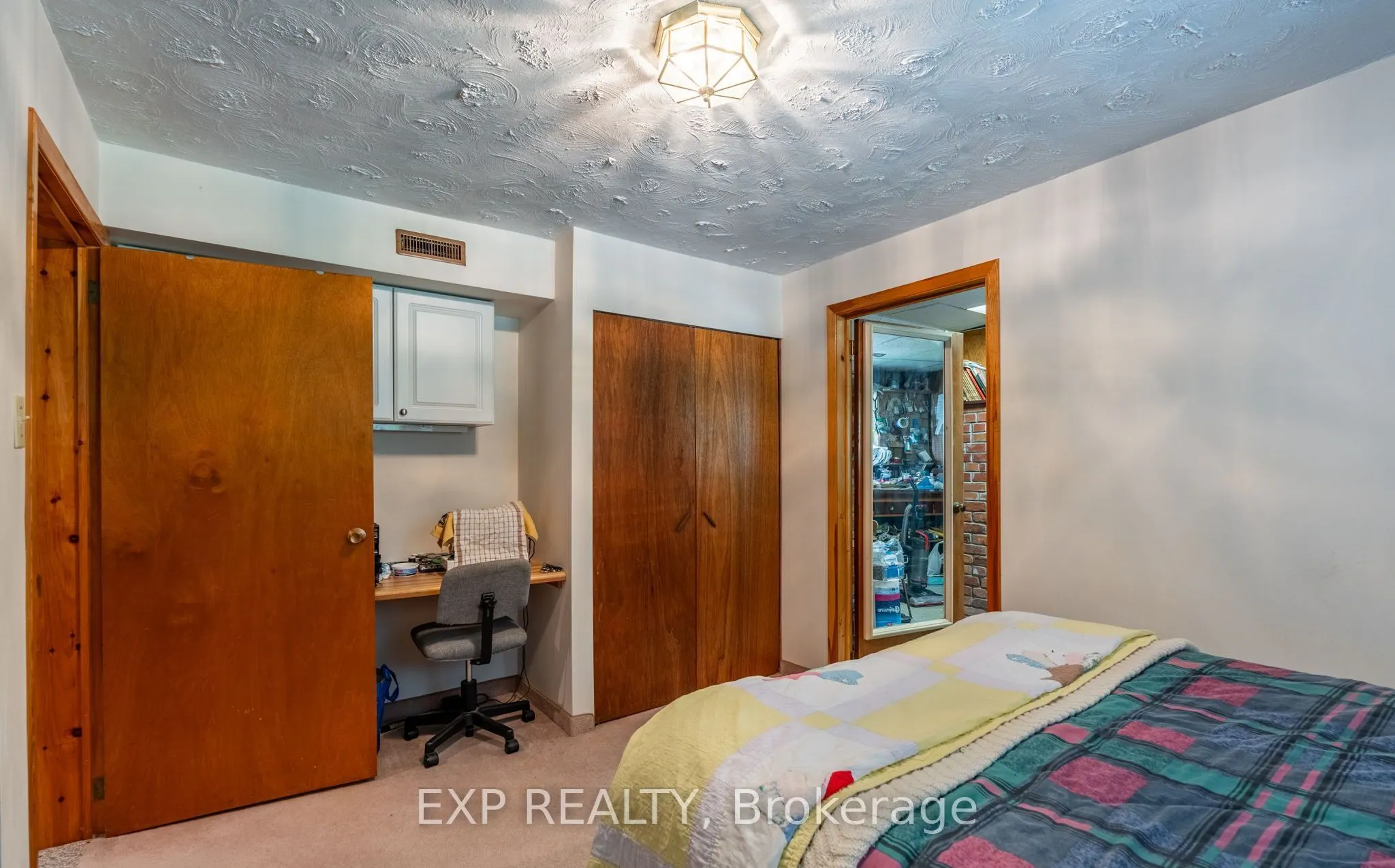 1215 Derry Road
