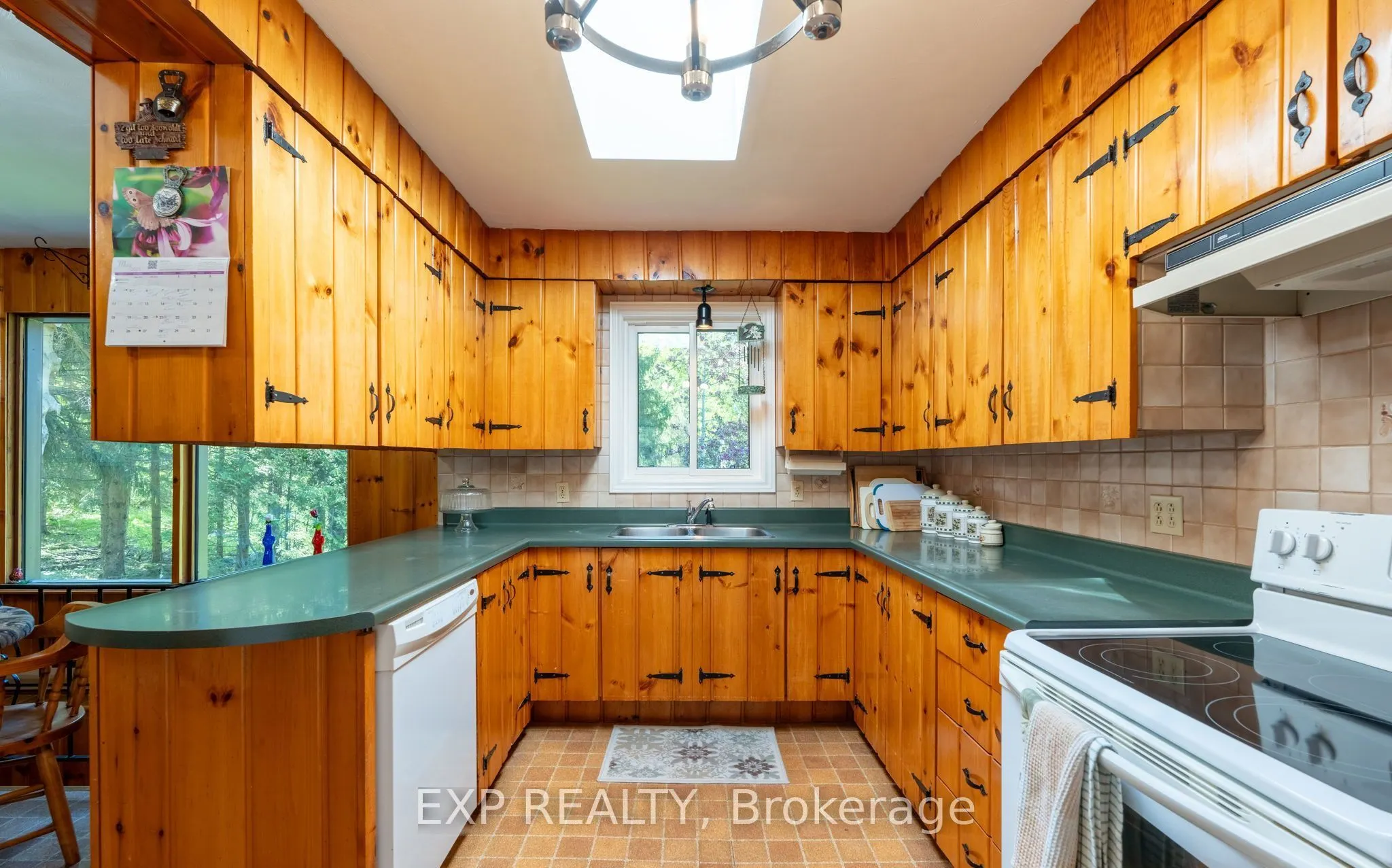 1215 Derry Road