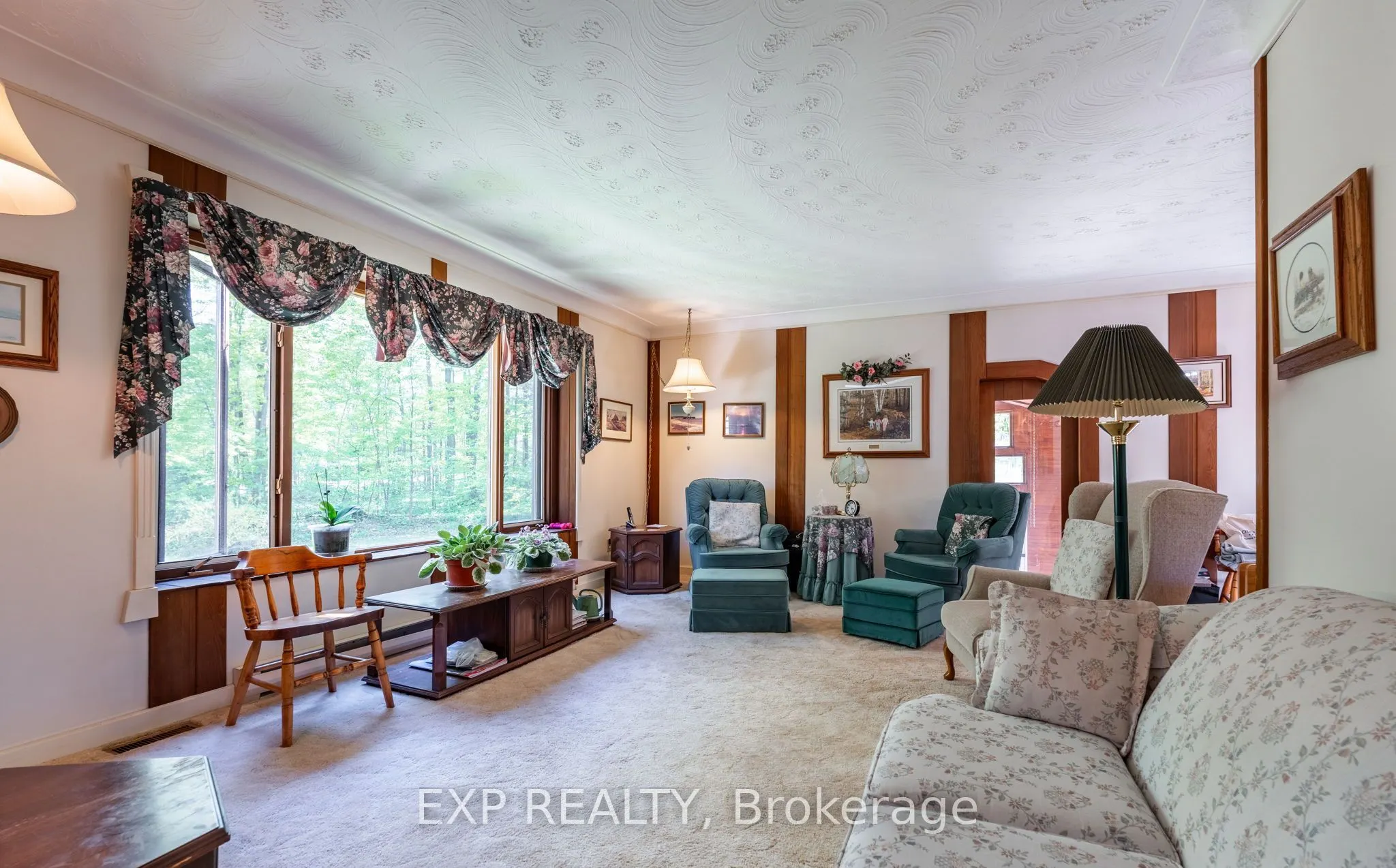 1215 Derry Road
