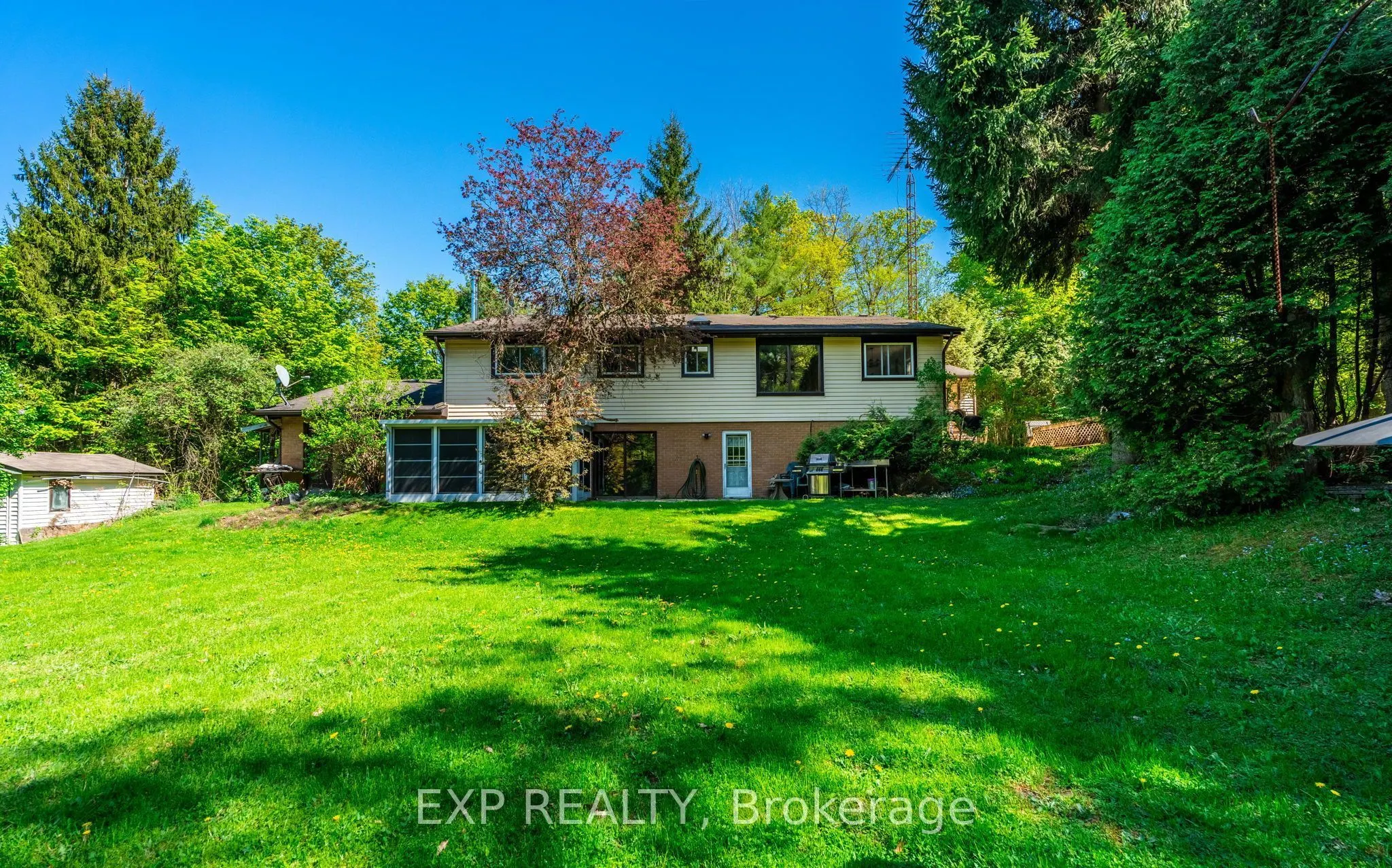 1215 Derry Road