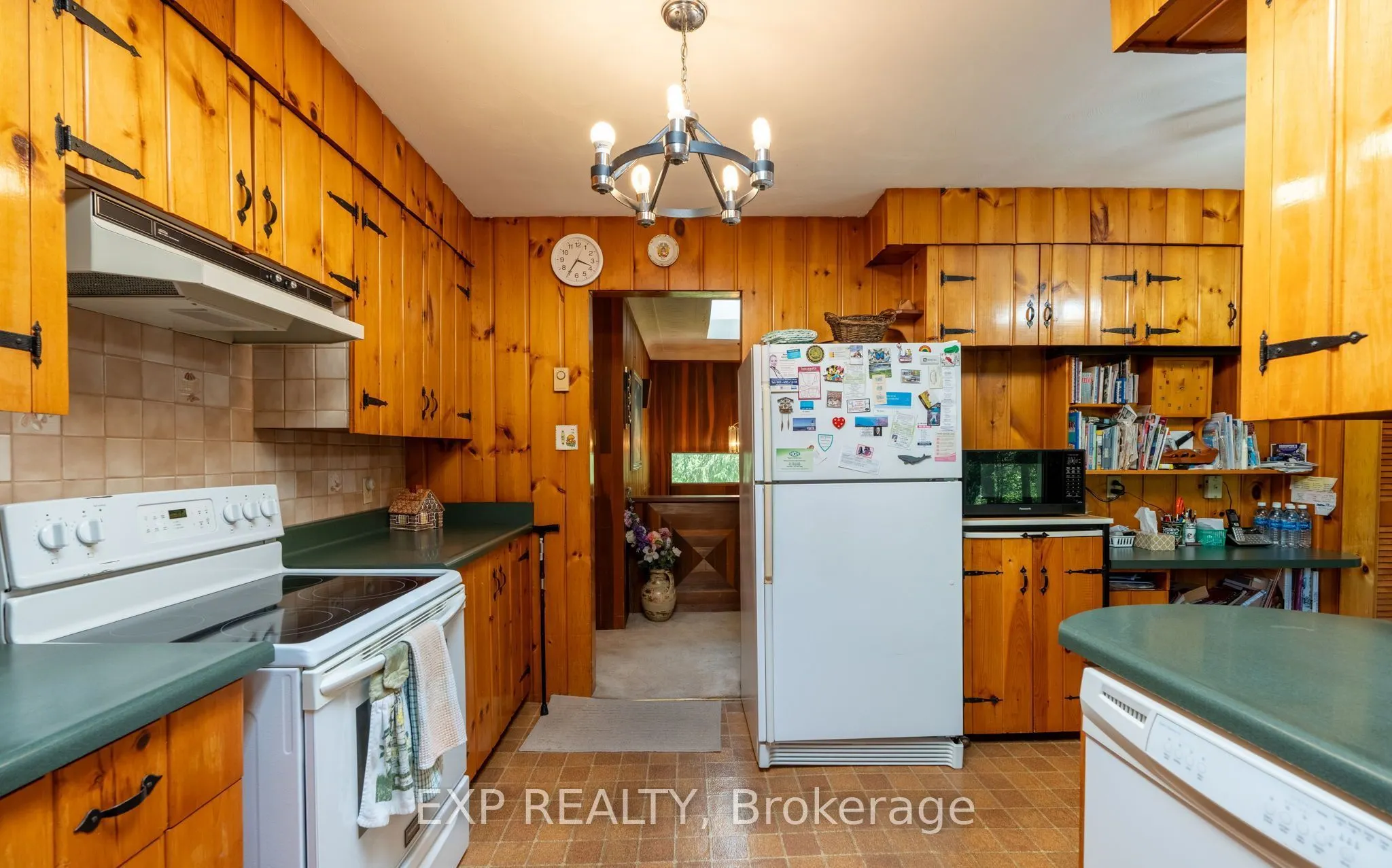 1215 Derry Road