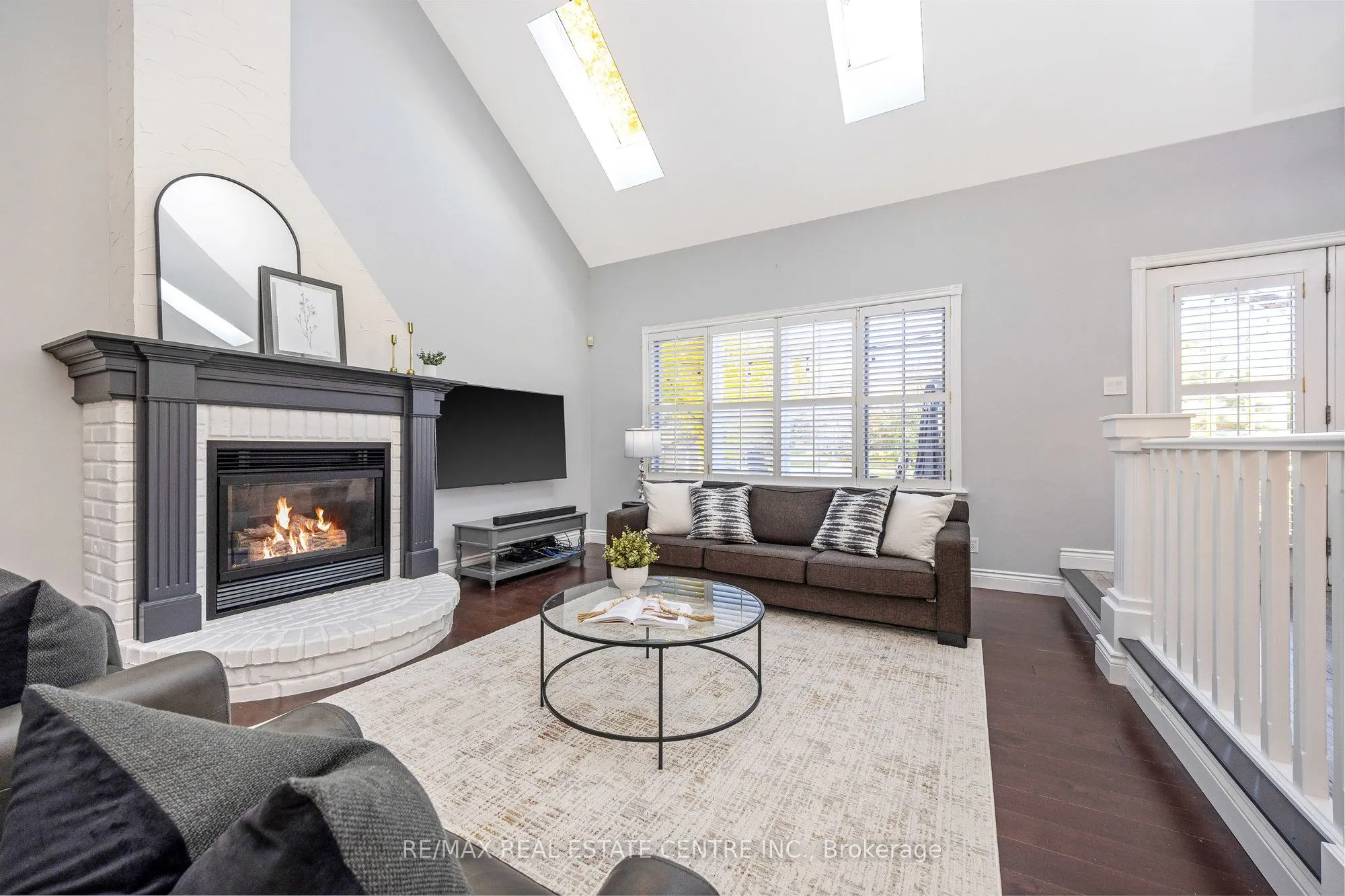 2255 Mohawk Trail