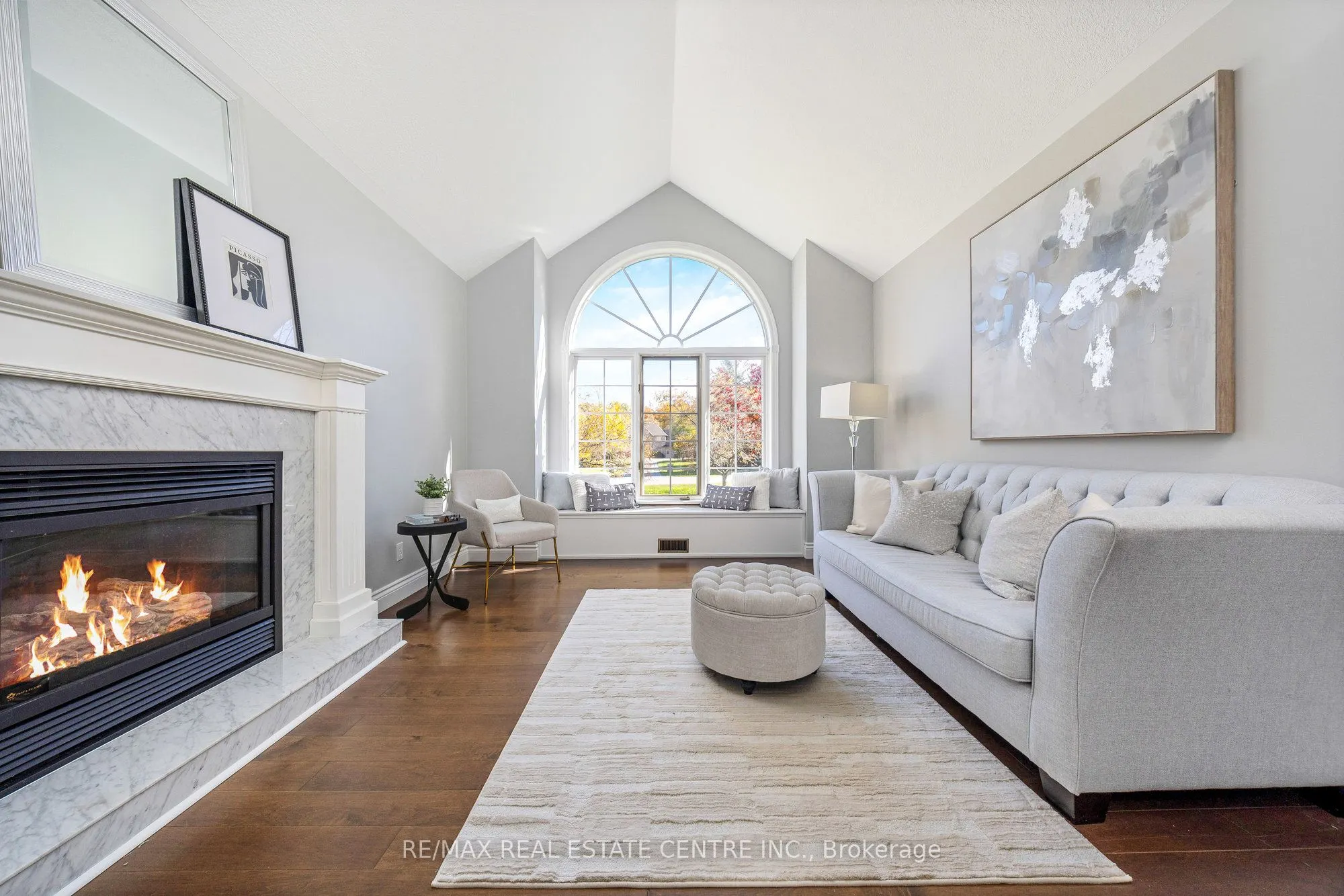 2255 Mohawk Trail