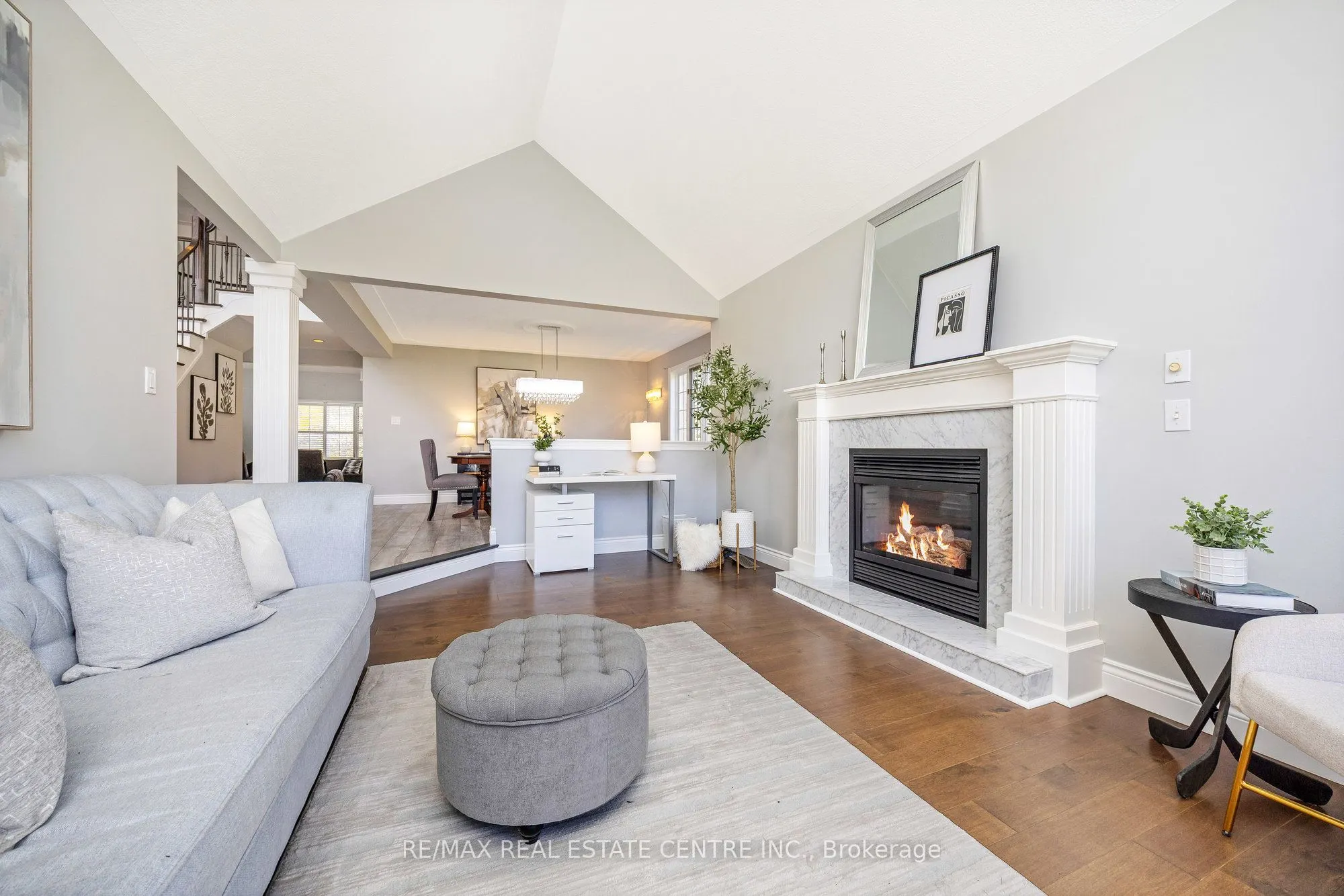 2255 Mohawk Trail