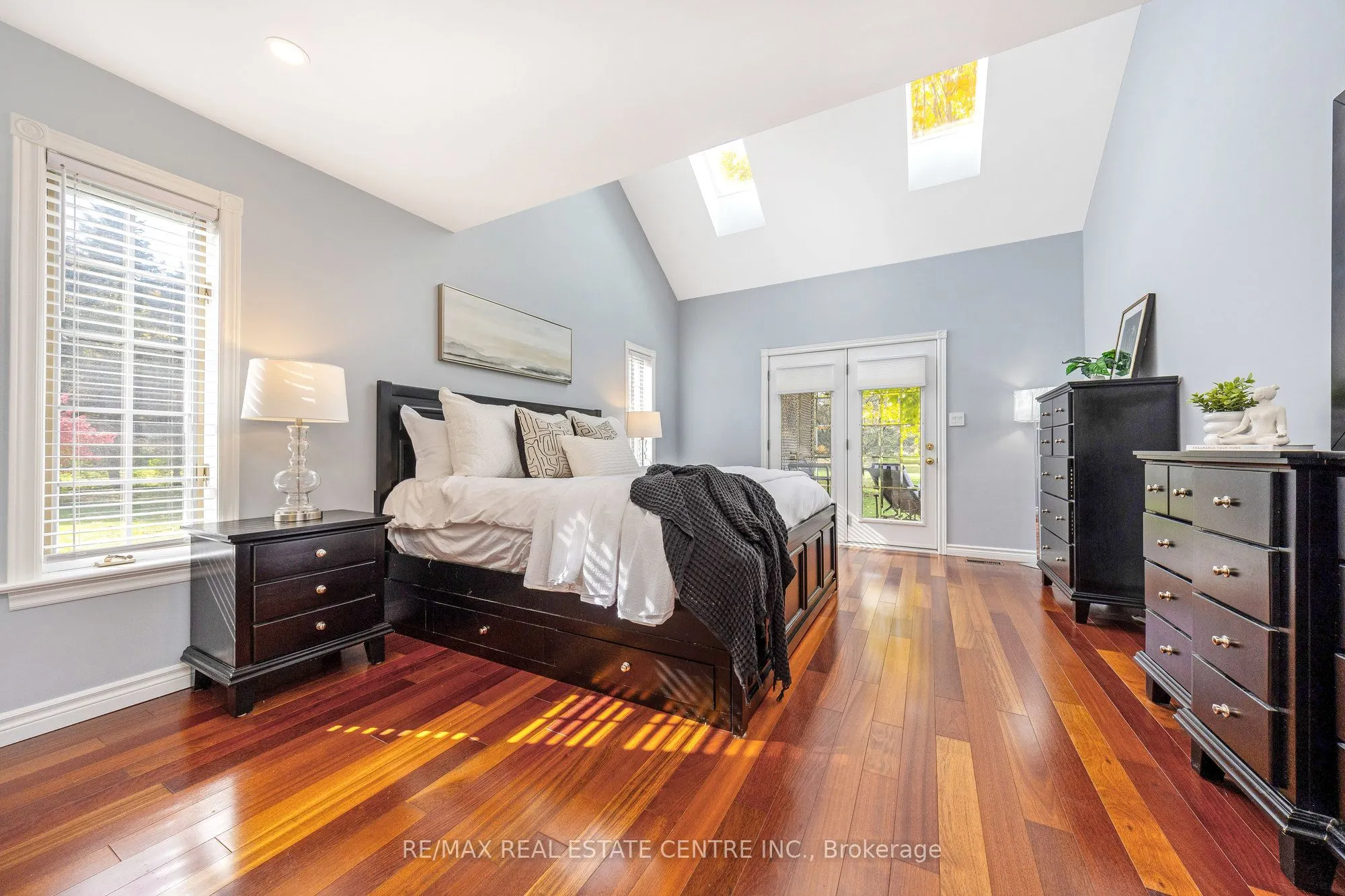 2255 Mohawk Trail