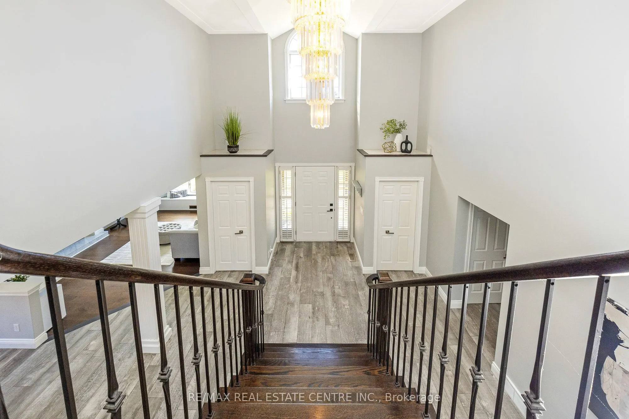 2255 Mohawk Trail