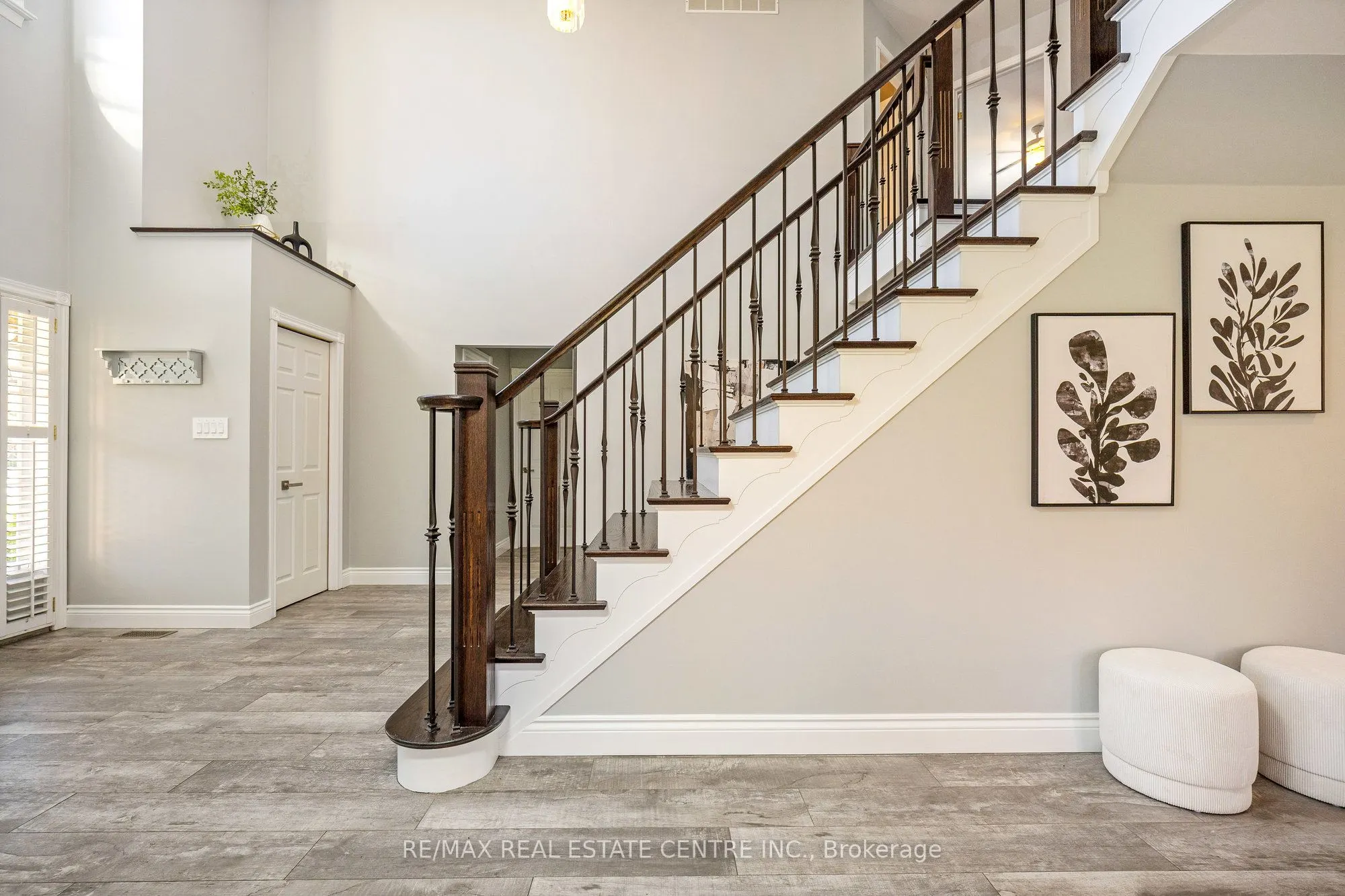 2255 Mohawk Trail