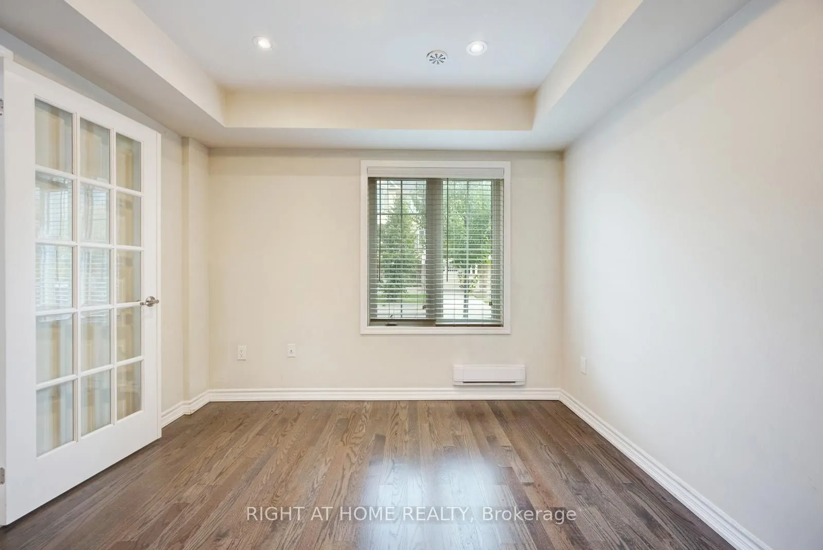 3082 Harbell Gate