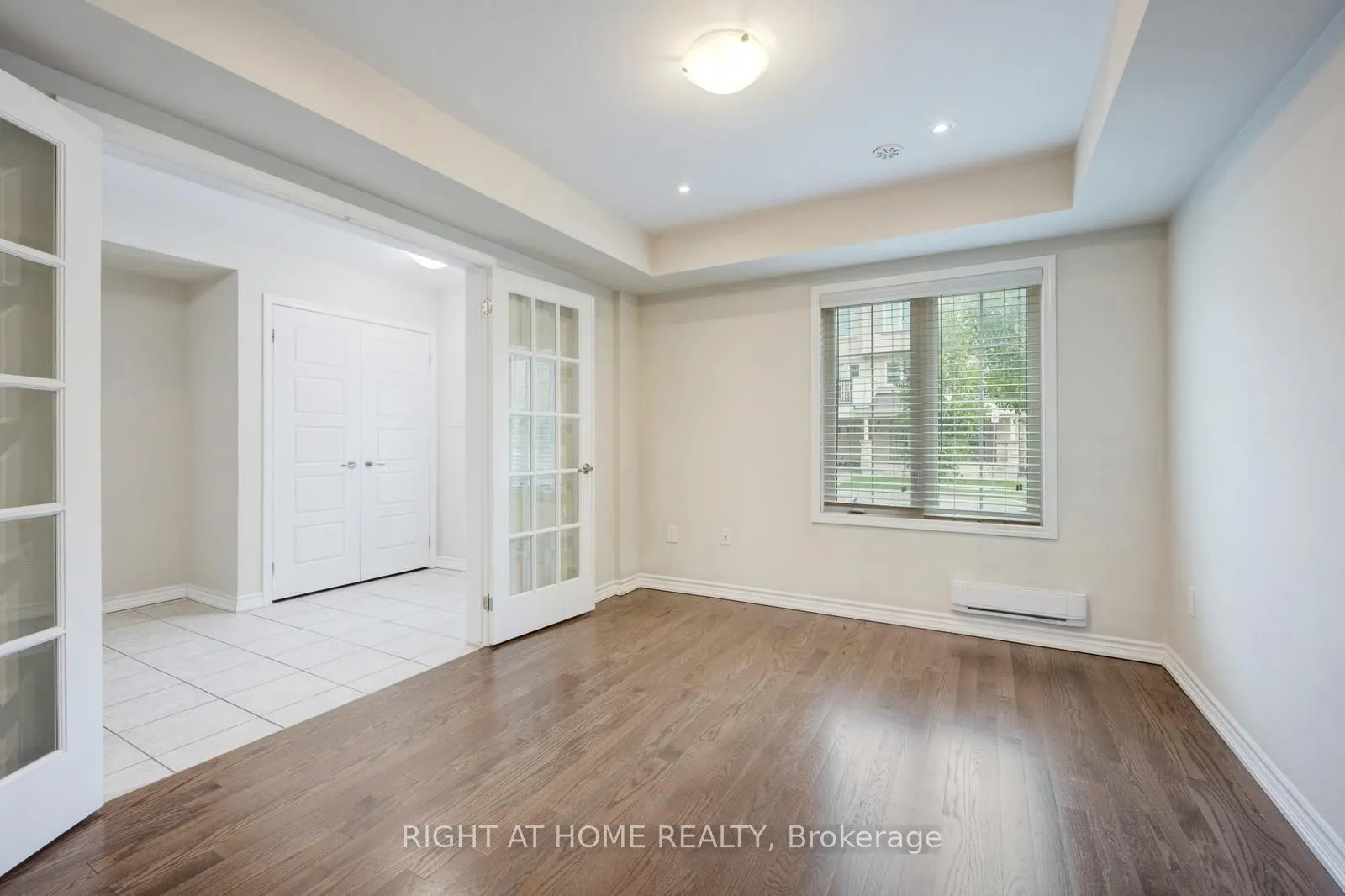 3082 Harbell Gate