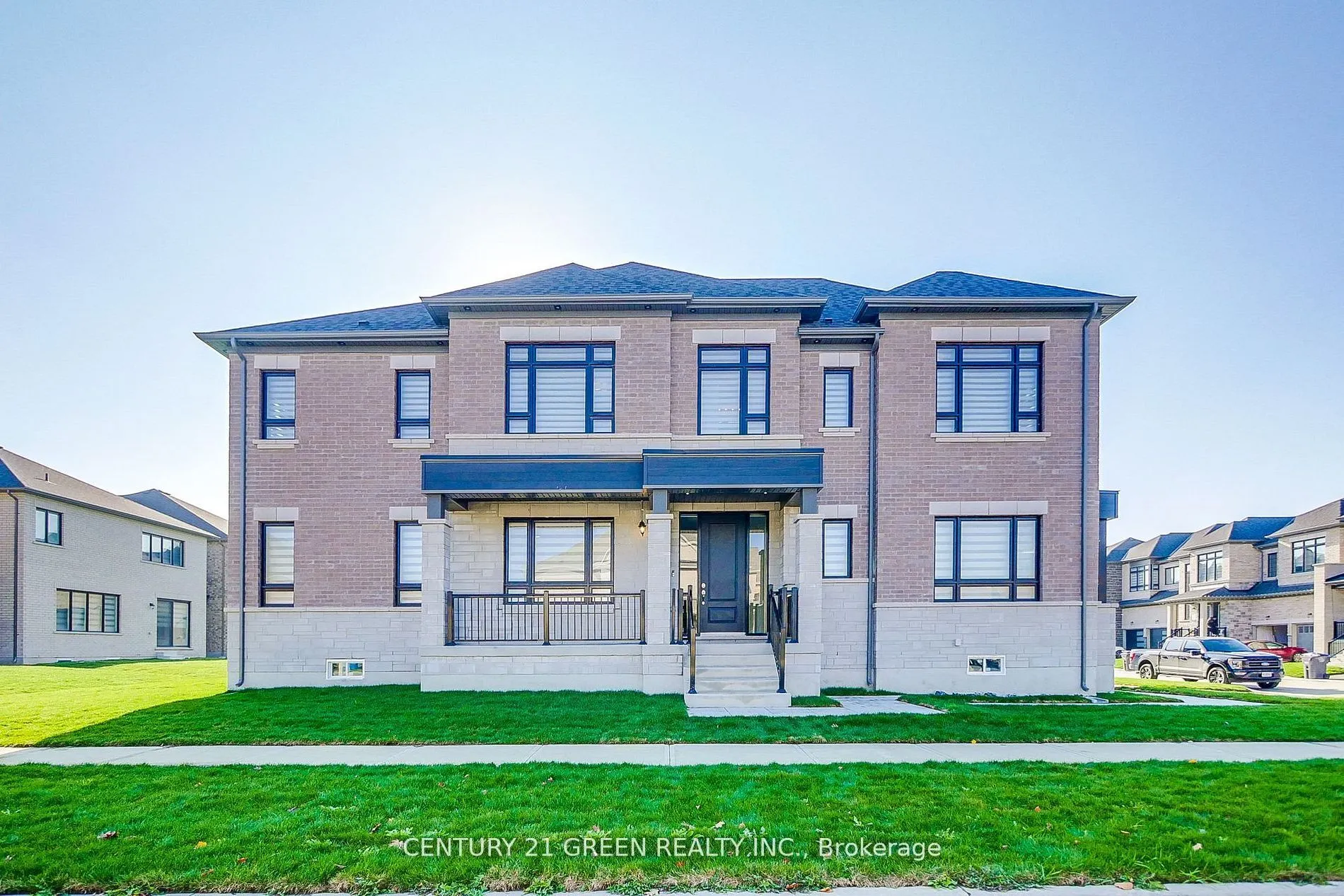 36 Brentwick Drive, #Upper Level