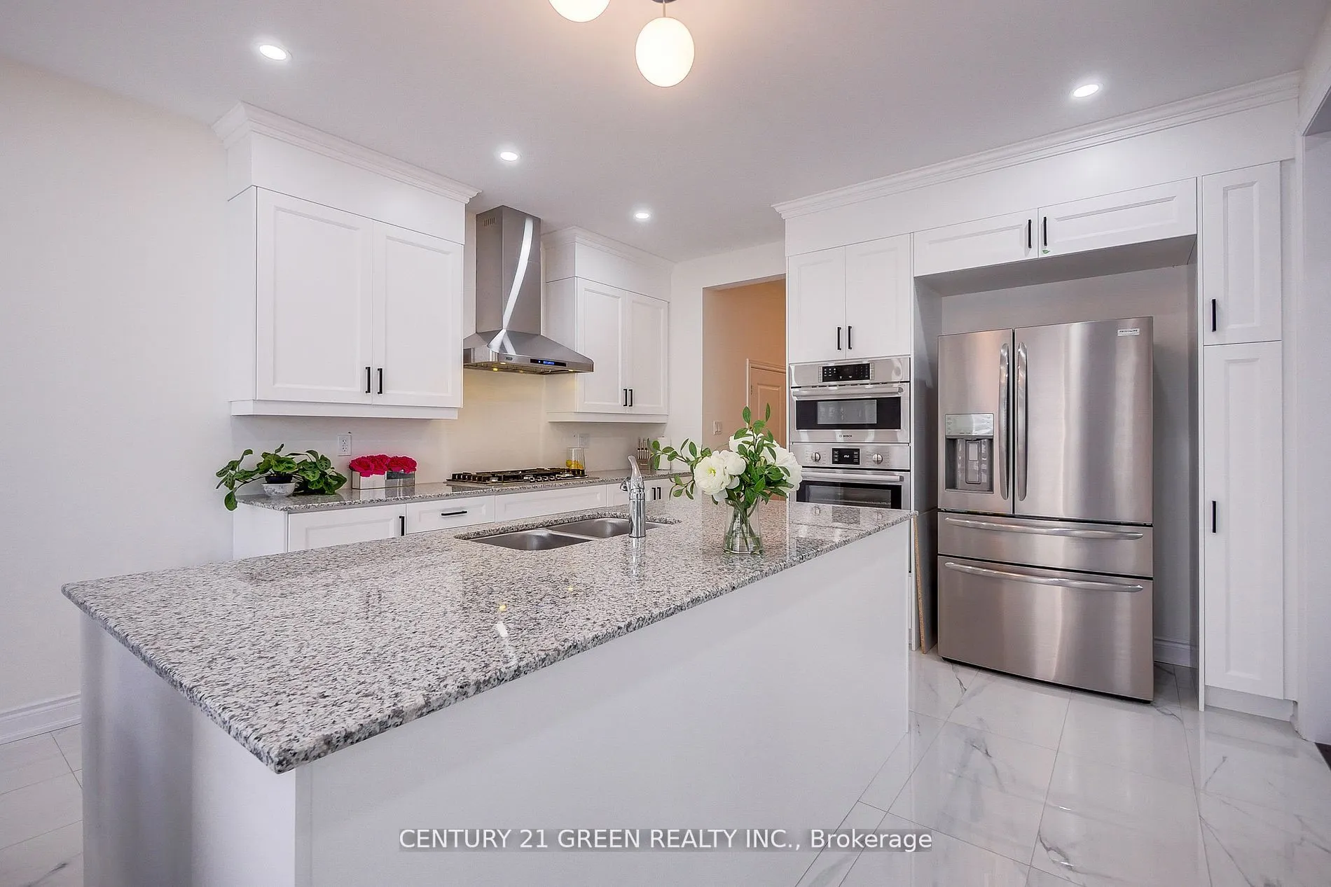 36 Brentwick Drive, #Upper Level