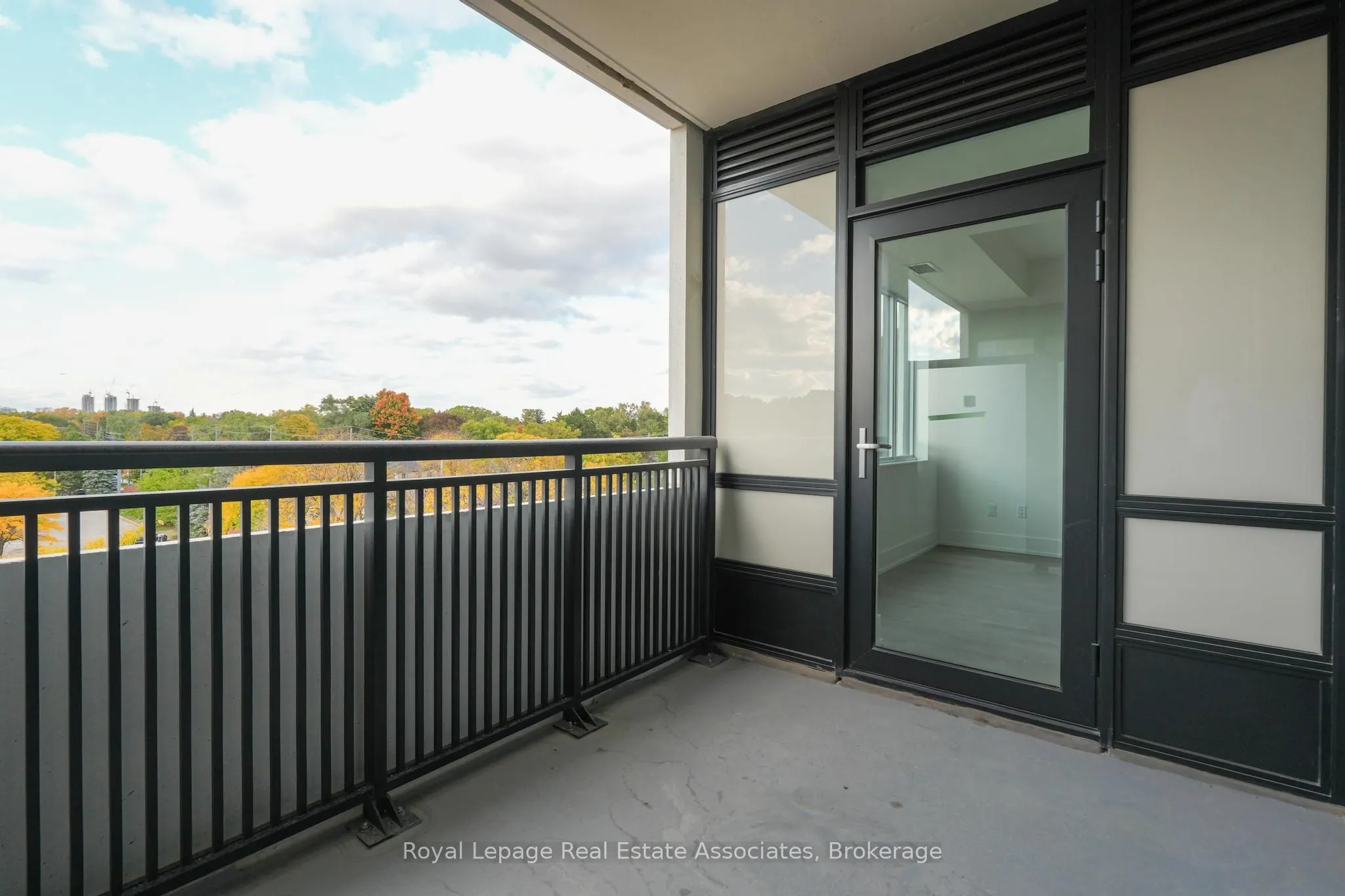 259 The Kingsway, #421