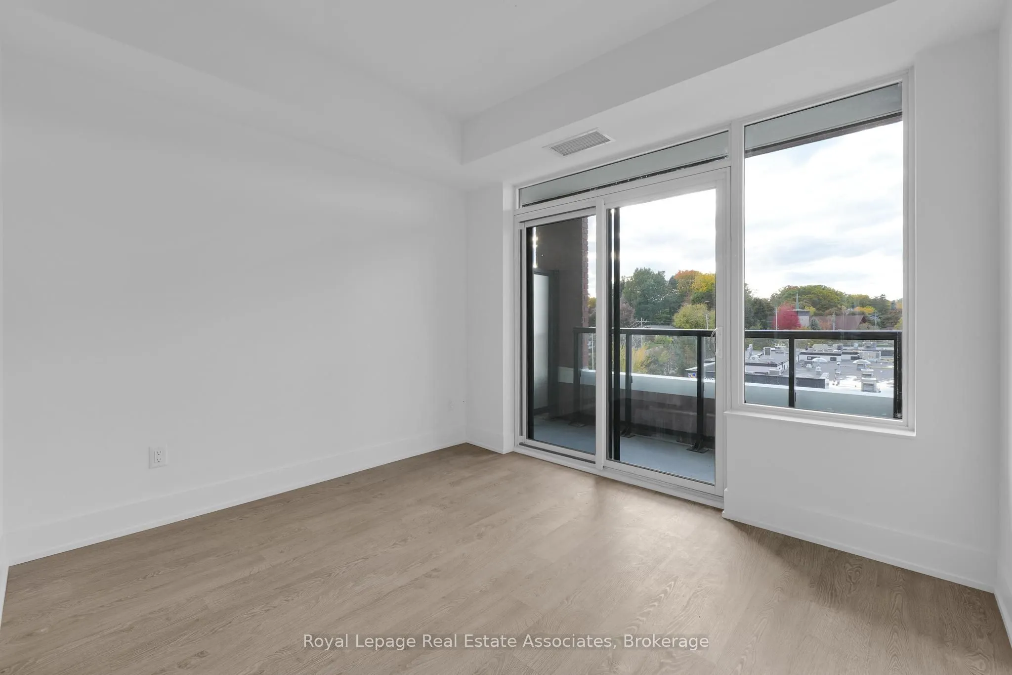 259 The Kingsway, #415