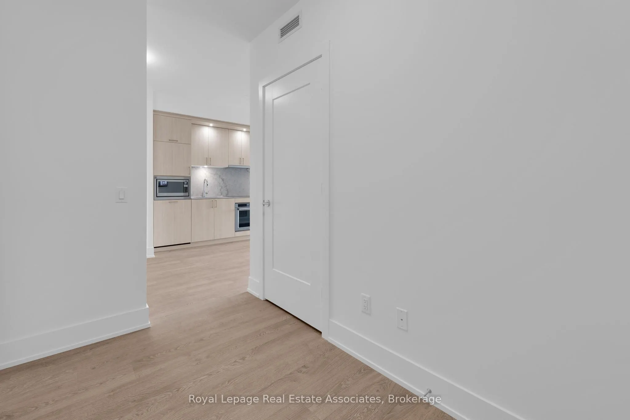 259 The Kingsway, #415