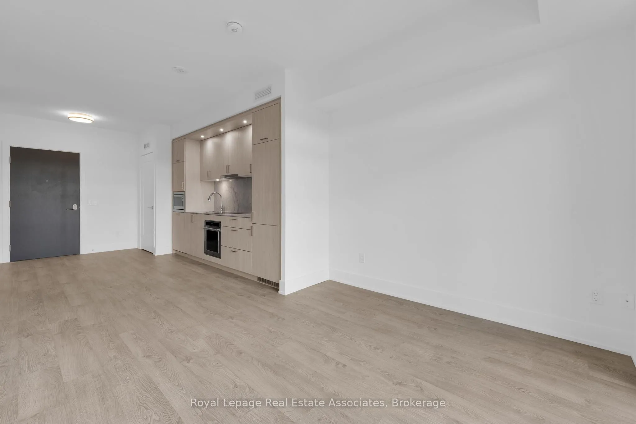 259 The Kingsway, #415