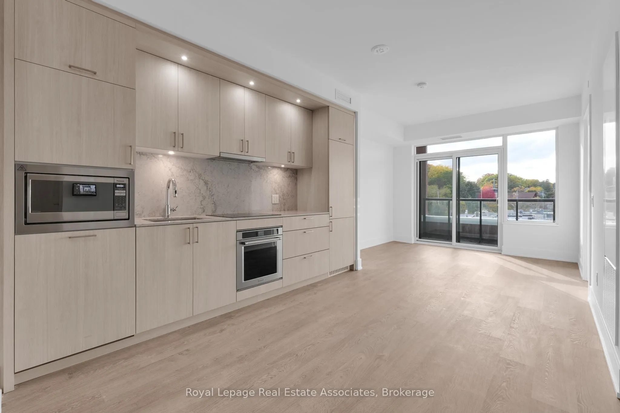 259 The Kingsway, #415