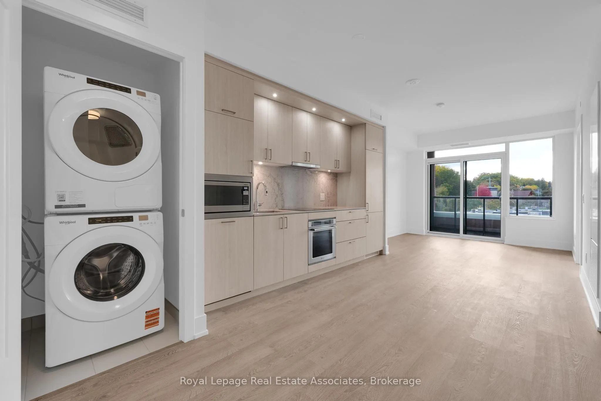 259 The Kingsway, #415