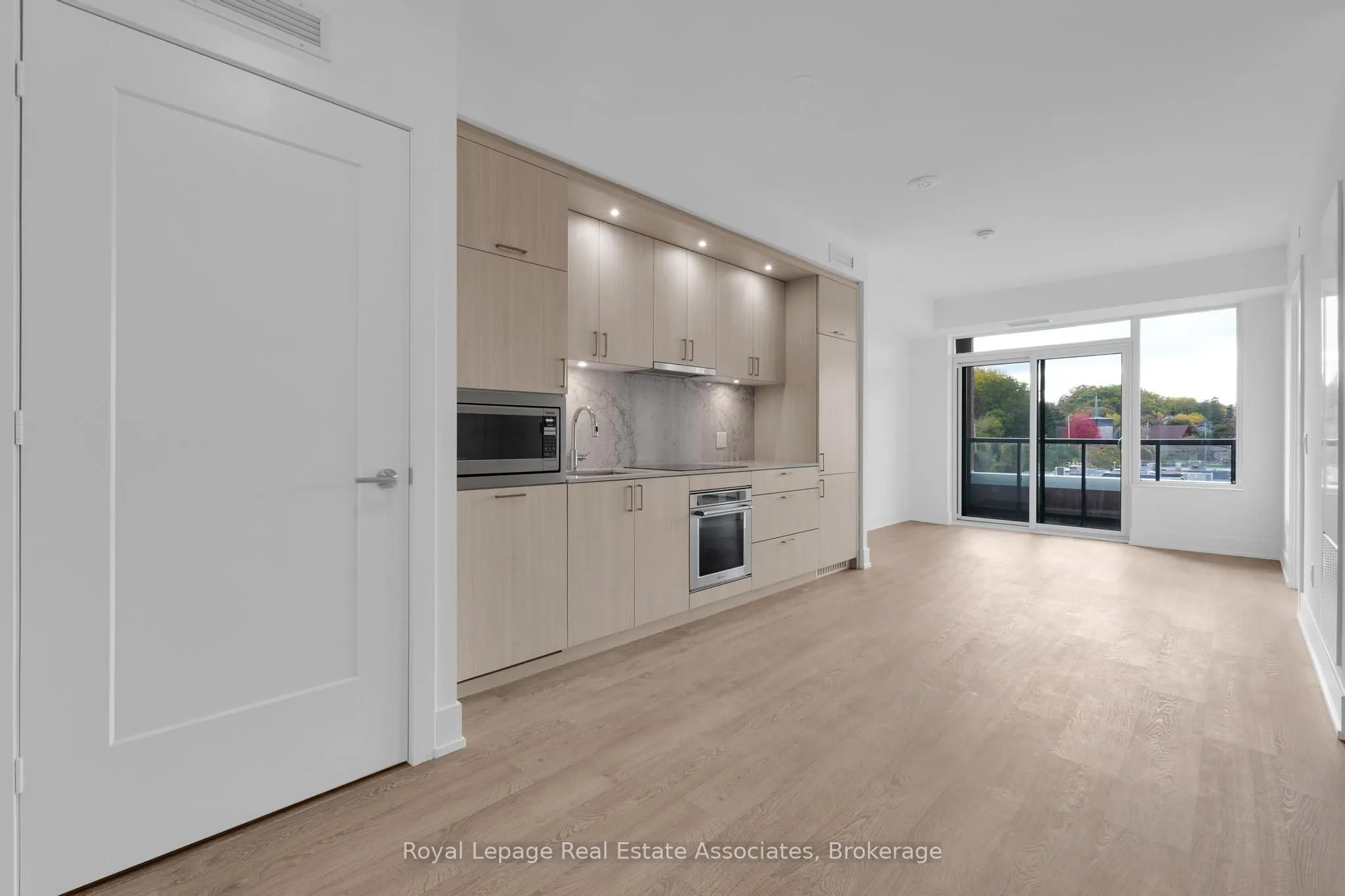 259 The Kingsway, #415