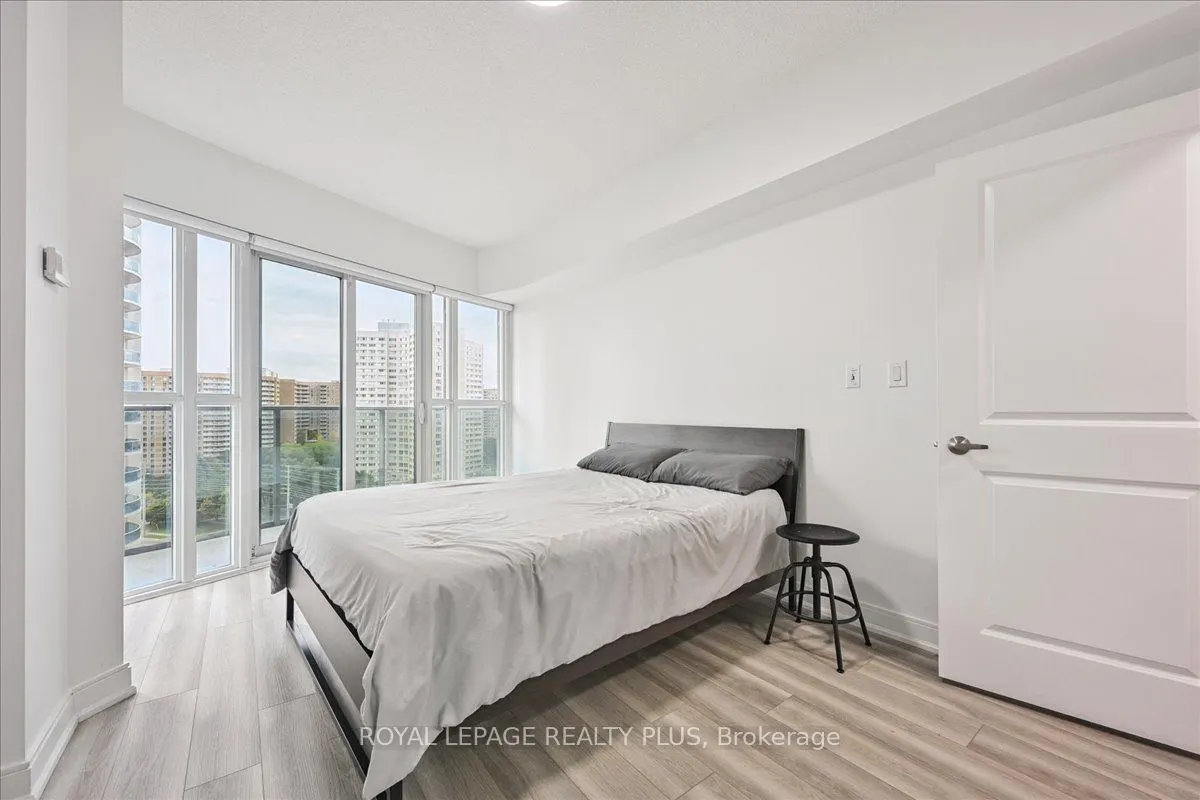 60 Absolute Avenue, #1008