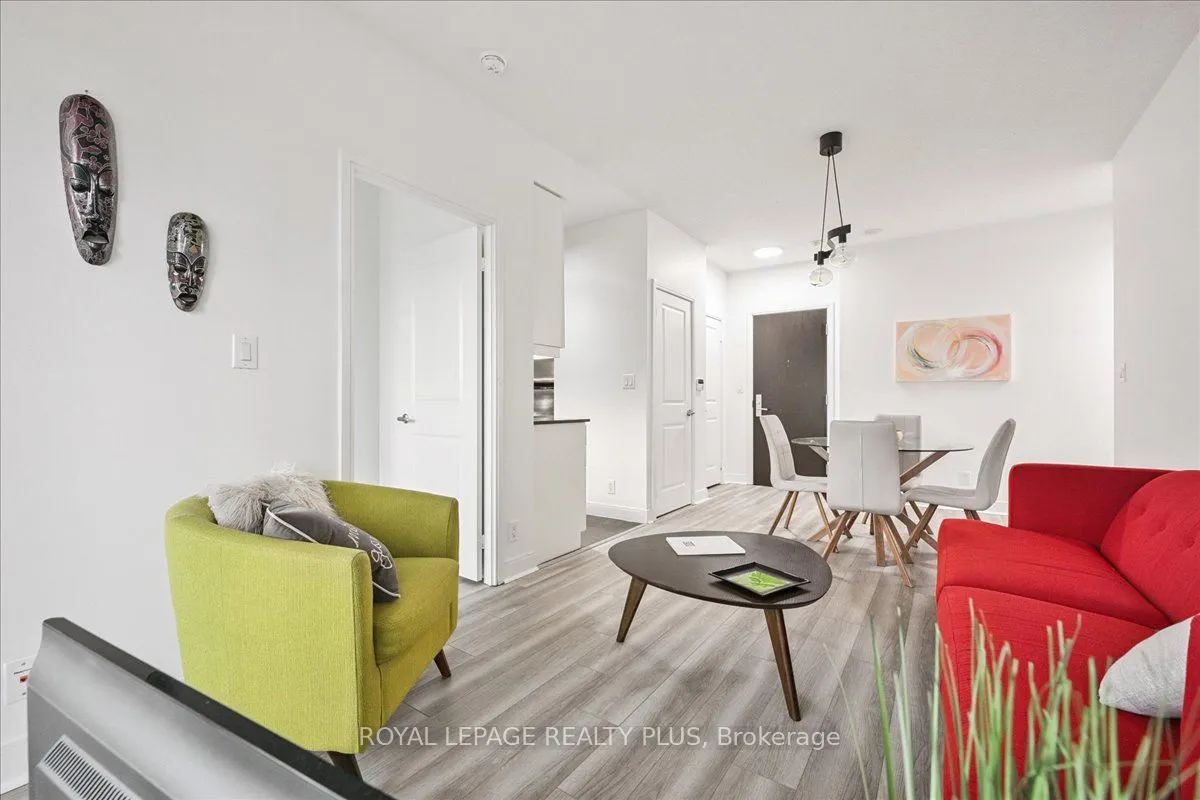 60 Absolute Avenue, #1008