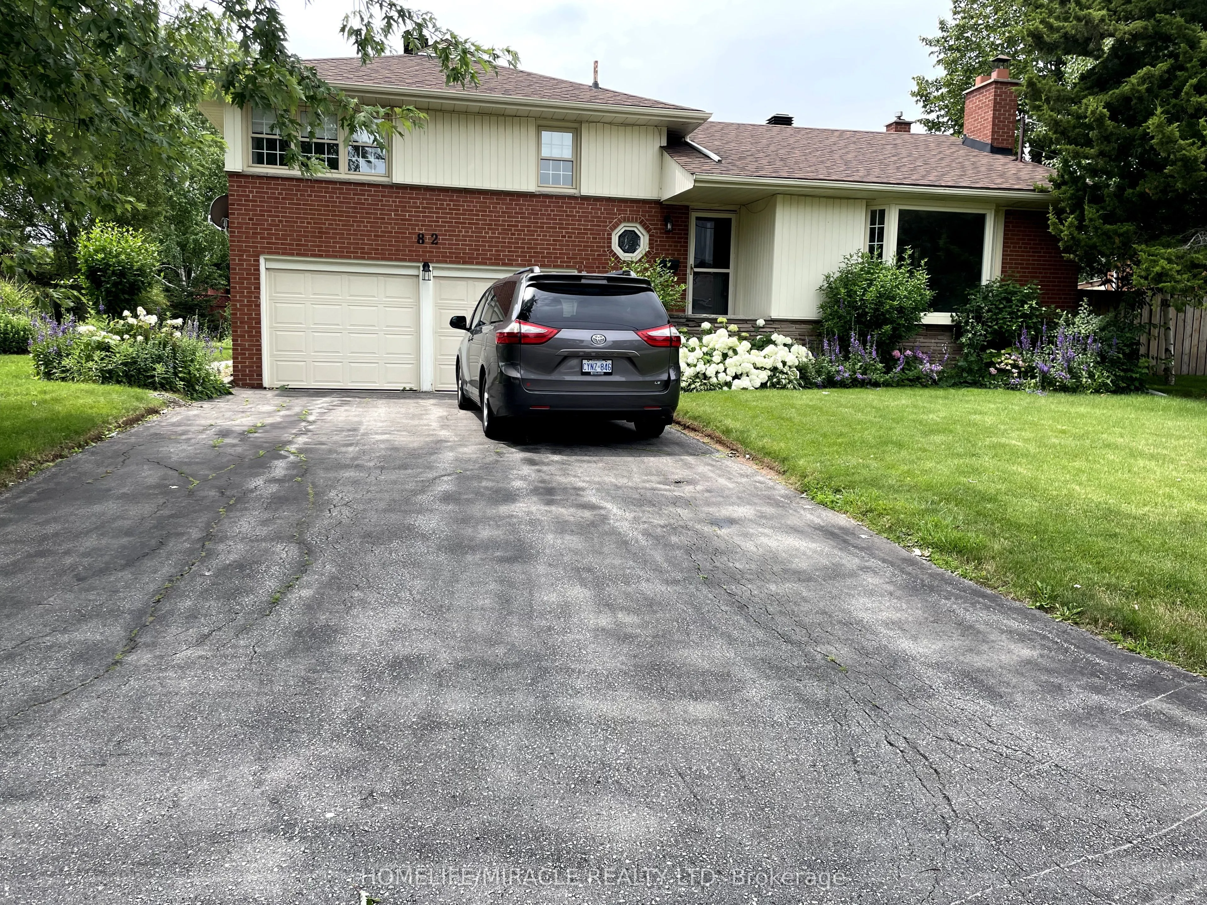 82 Roy Drive