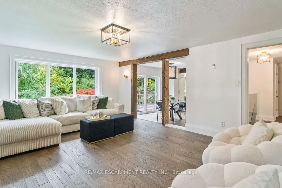 1294 GATEHOUSE Drive