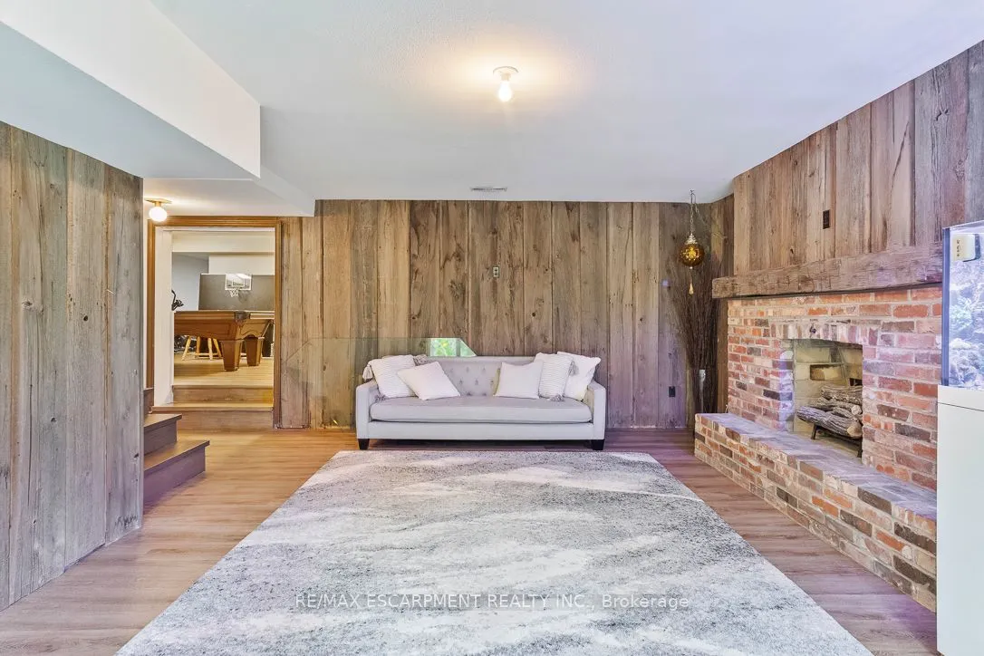1294 GATEHOUSE Drive