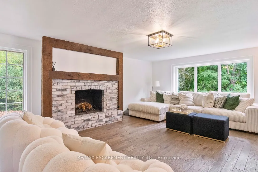 1294 GATEHOUSE Drive