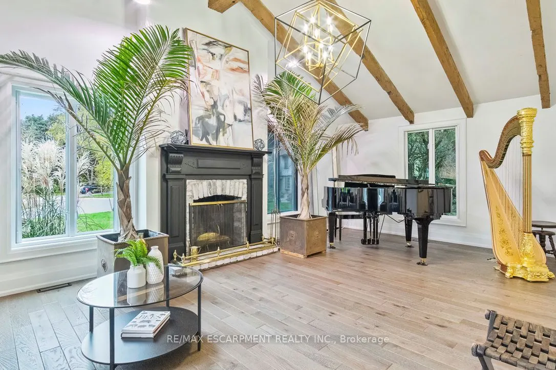 1294 GATEHOUSE Drive