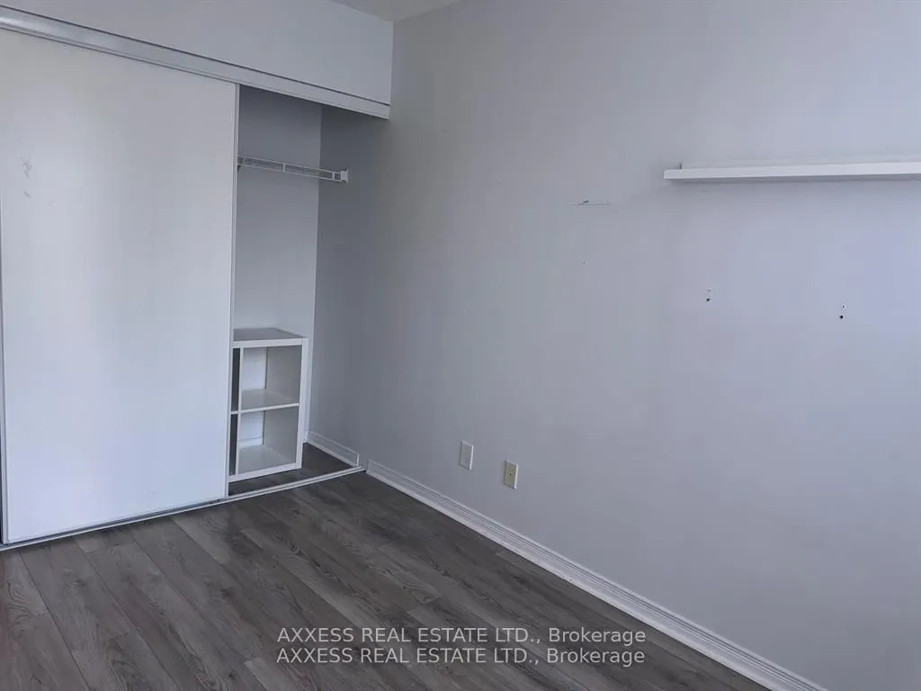 4850 Glen Erin Drive, #101